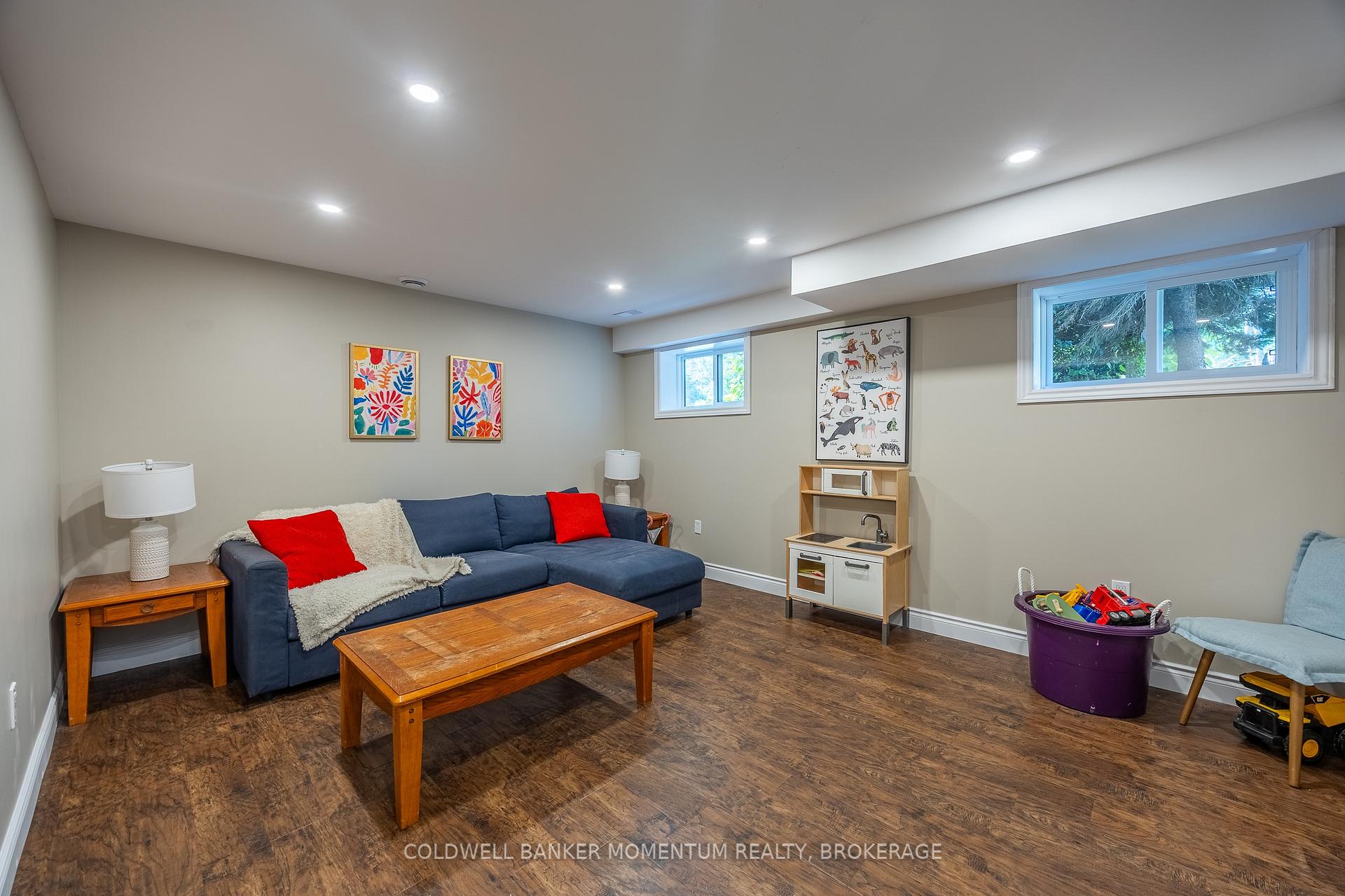 Photo 23 of 30 Ashton Drive, Norfolk, Simcoe — HOMEH