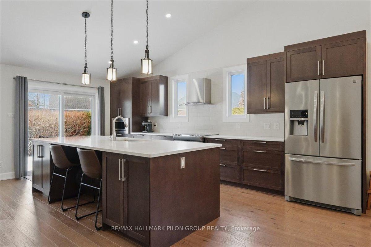 Photo 5 of 6155 Castle Pines Way, Ottawa, Chapel Hill South - Orleans Village — HOMEH