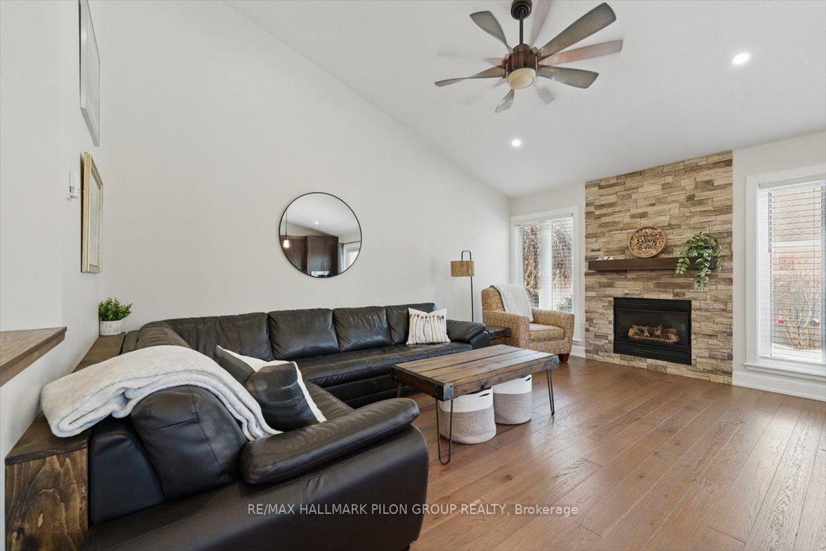 Photo 9 of 6155 Castle Pines Way, Ottawa, Chapel Hill South - Orleans Village — HOMEH