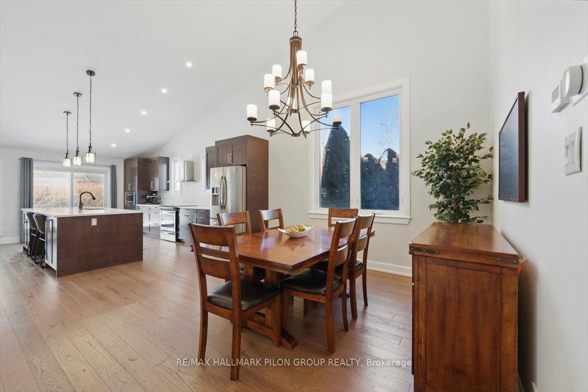 Photo 11 of 6155 Castle Pines Way, Ottawa, Chapel Hill South - Orleans Village — HOMEH