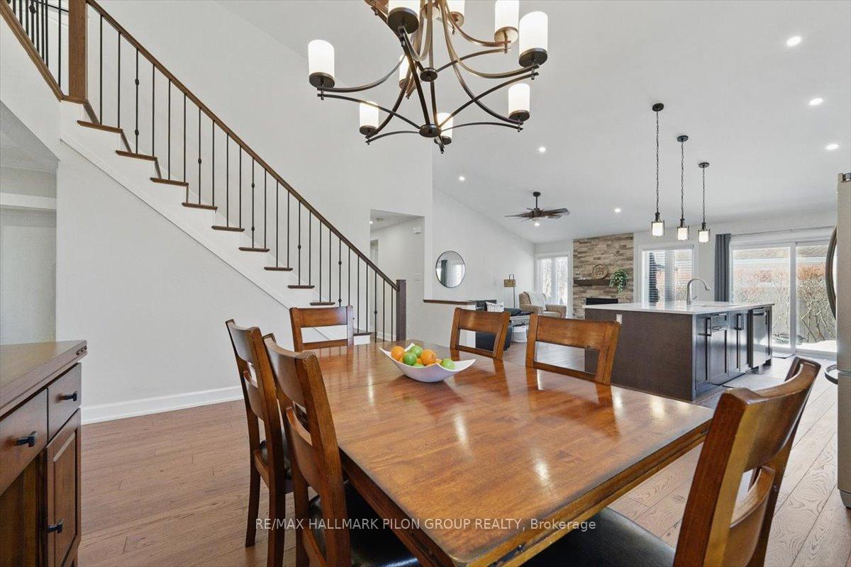 Photo 13 of 6155 Castle Pines Way, Ottawa, Chapel Hill South - Orleans Village — HOMEH