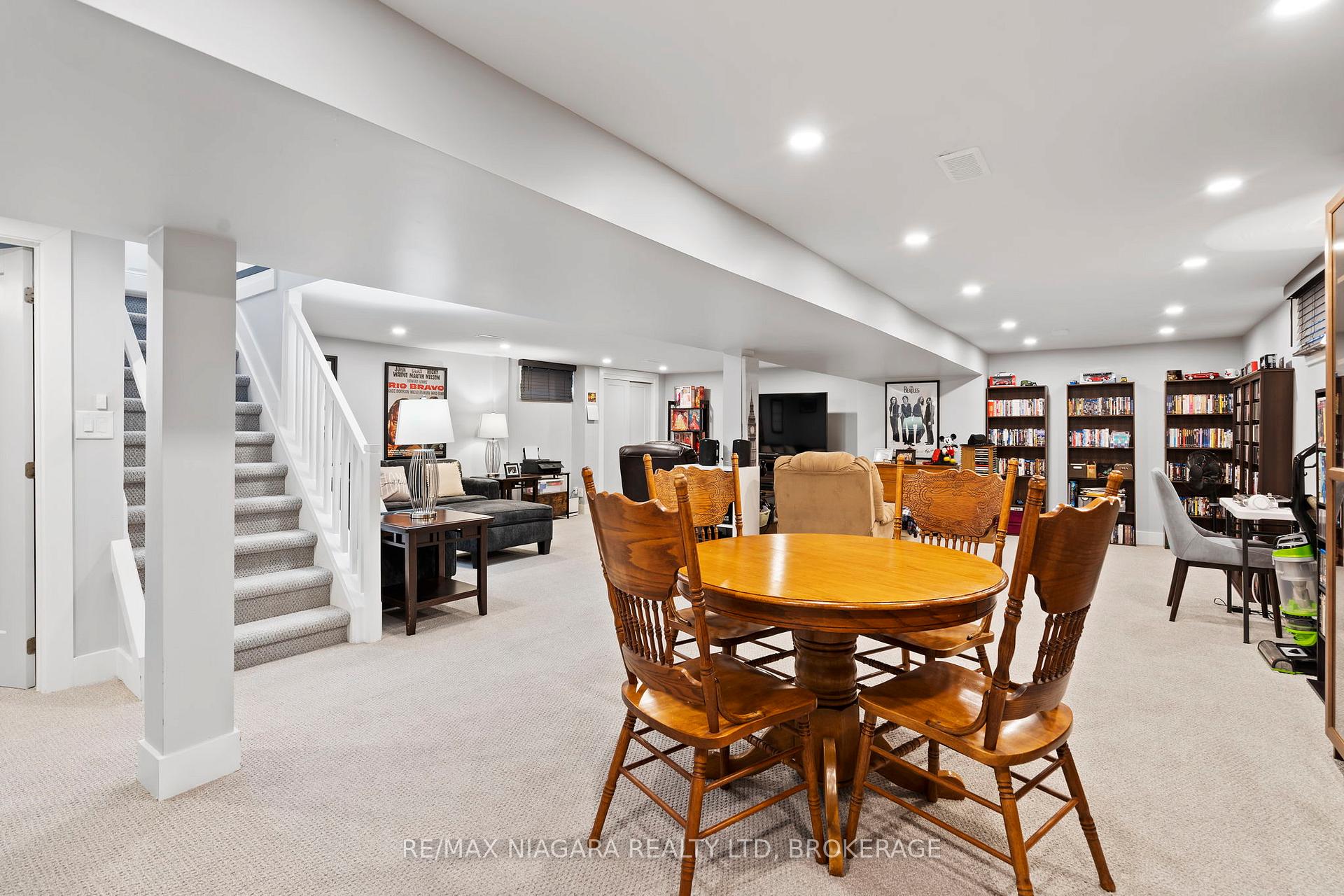 Photo 19 of 4982 Epsom Court, Niagara Falls, Ascot — HOMEH