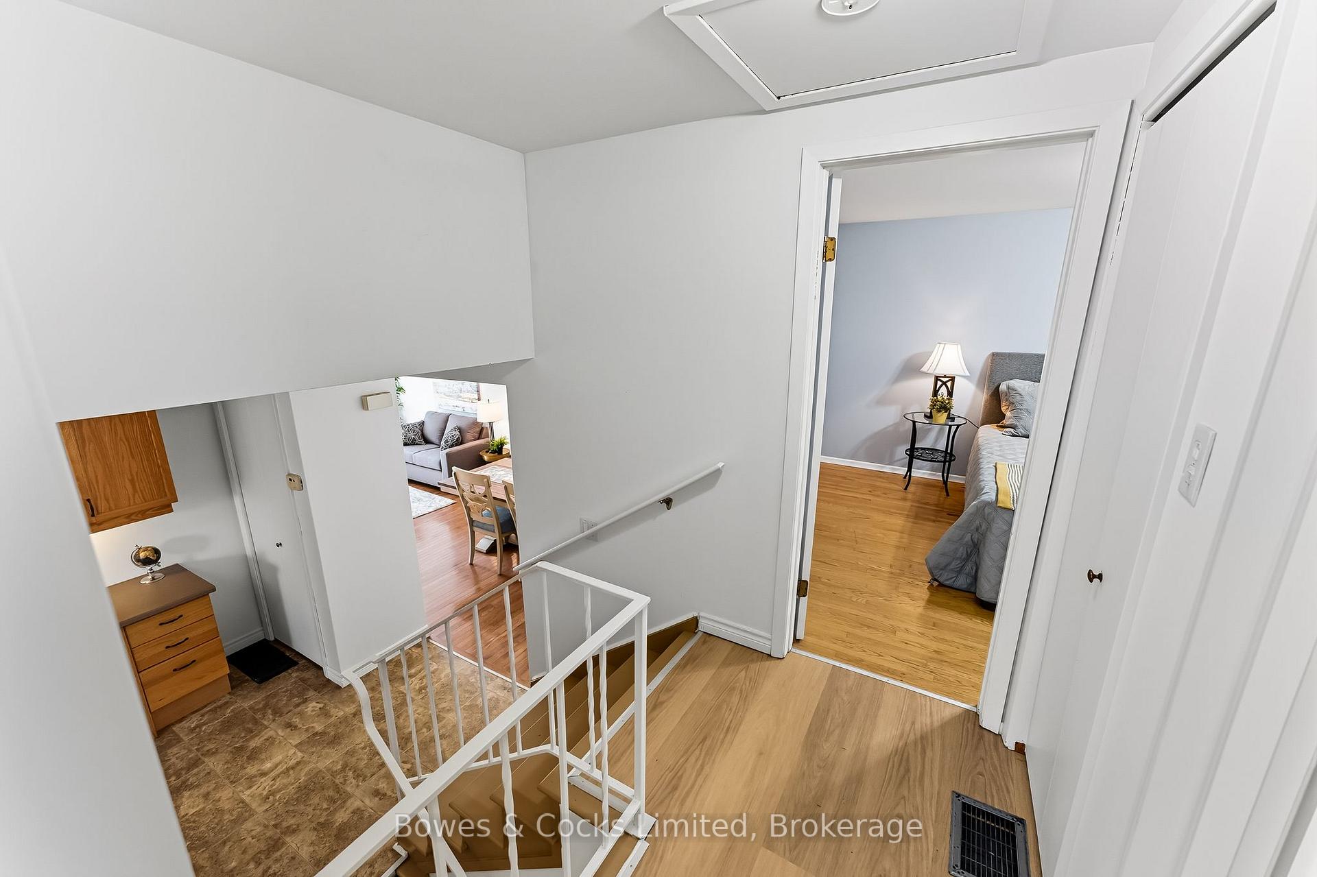 Photo 17 of 540 Montcalm Drive, Peterborough, Northcrest Ward 5 — HOMEH