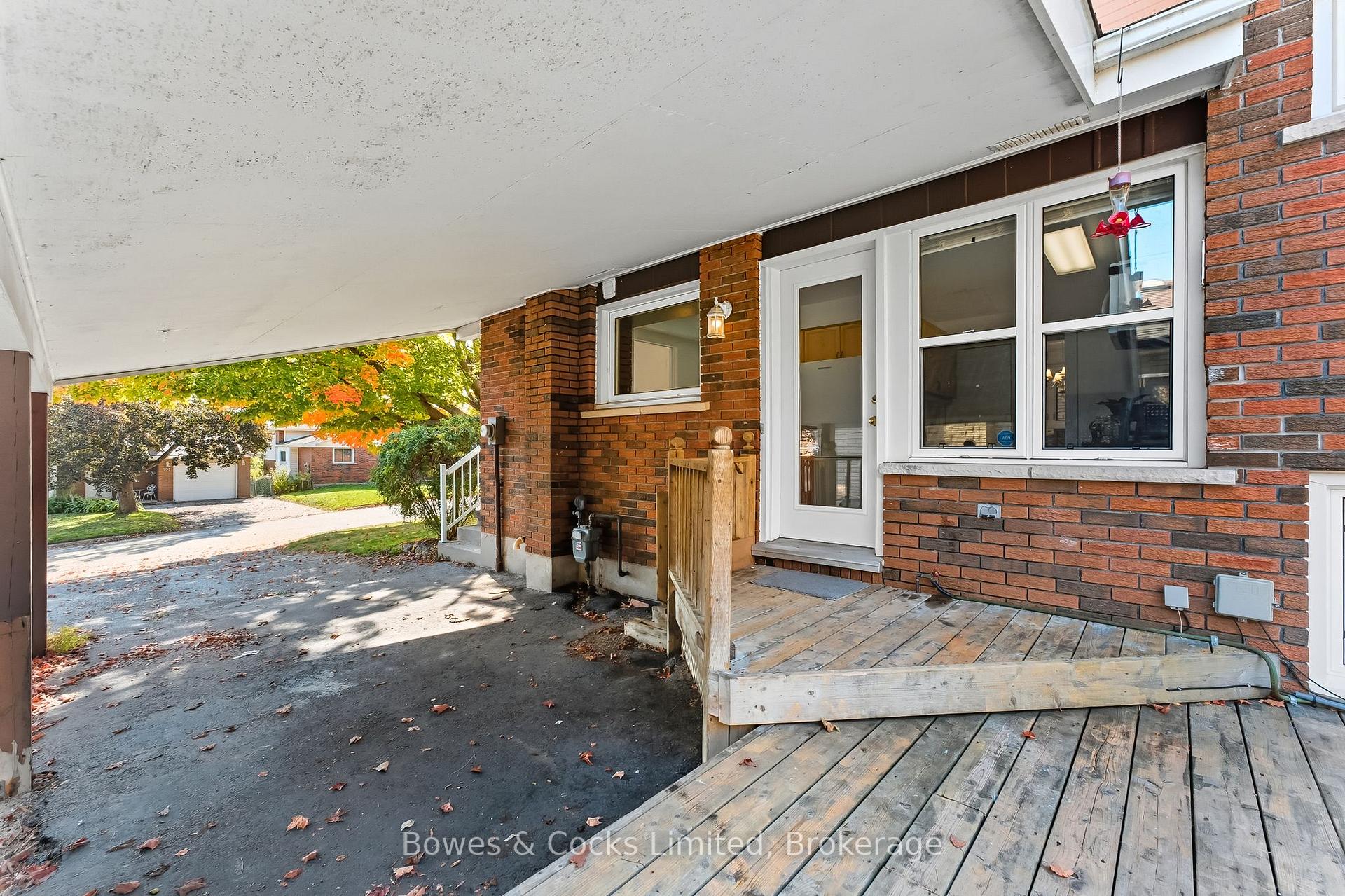 Photo 35 of 540 Montcalm Drive, Peterborough, Northcrest Ward 5 — HOMEH