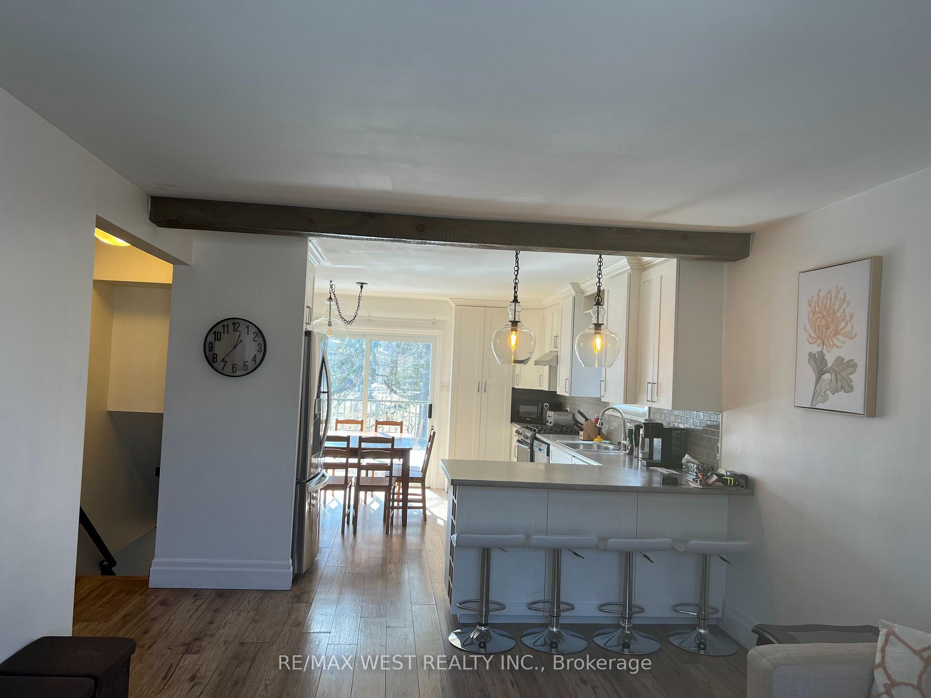 Photo 7 of 6310 Corwin Crescent, Niagara Falls, Dorchester — HOMEH