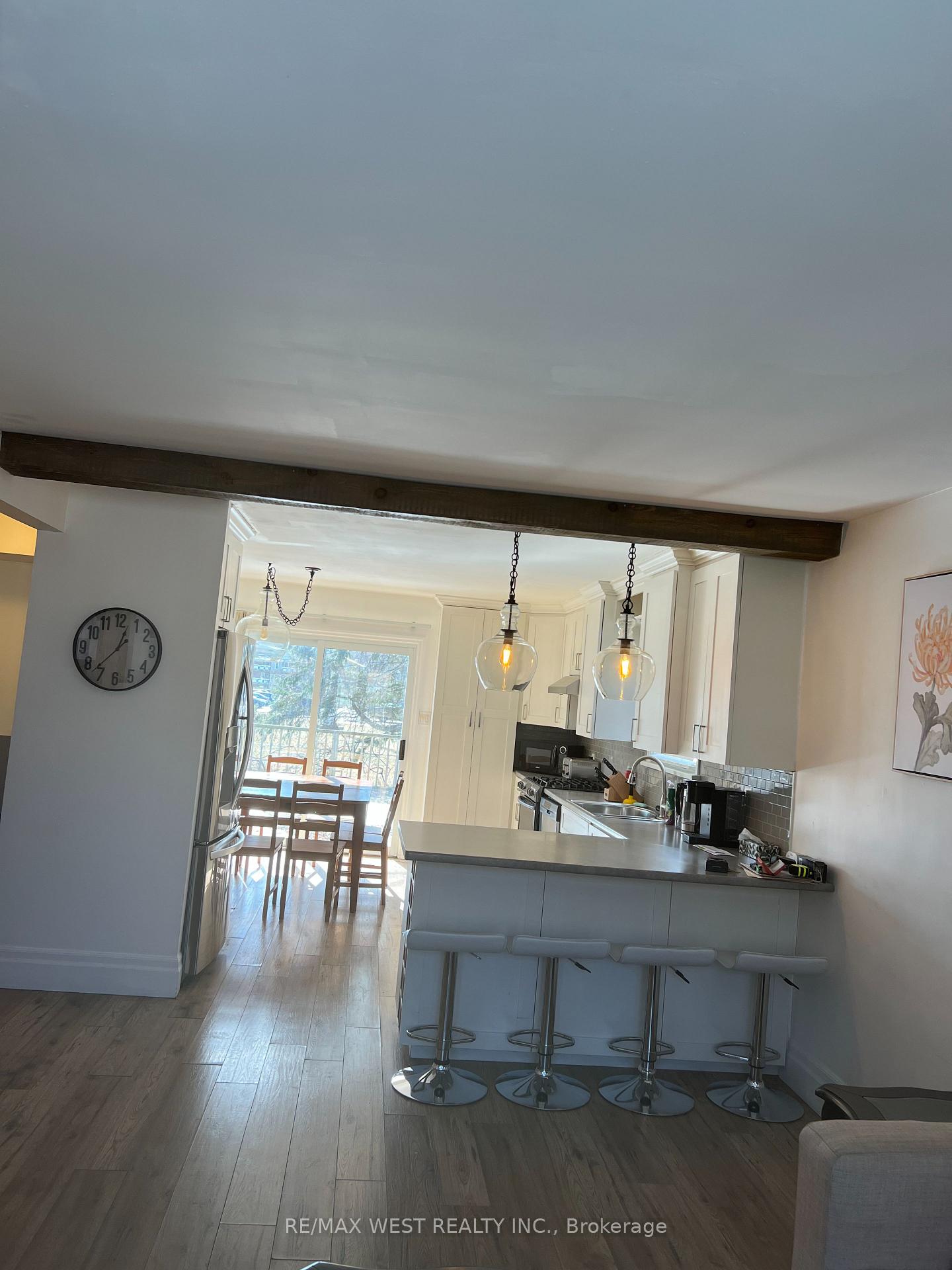 Photo 9 of 6310 Corwin Crescent, Niagara Falls, Dorchester — HOMEH