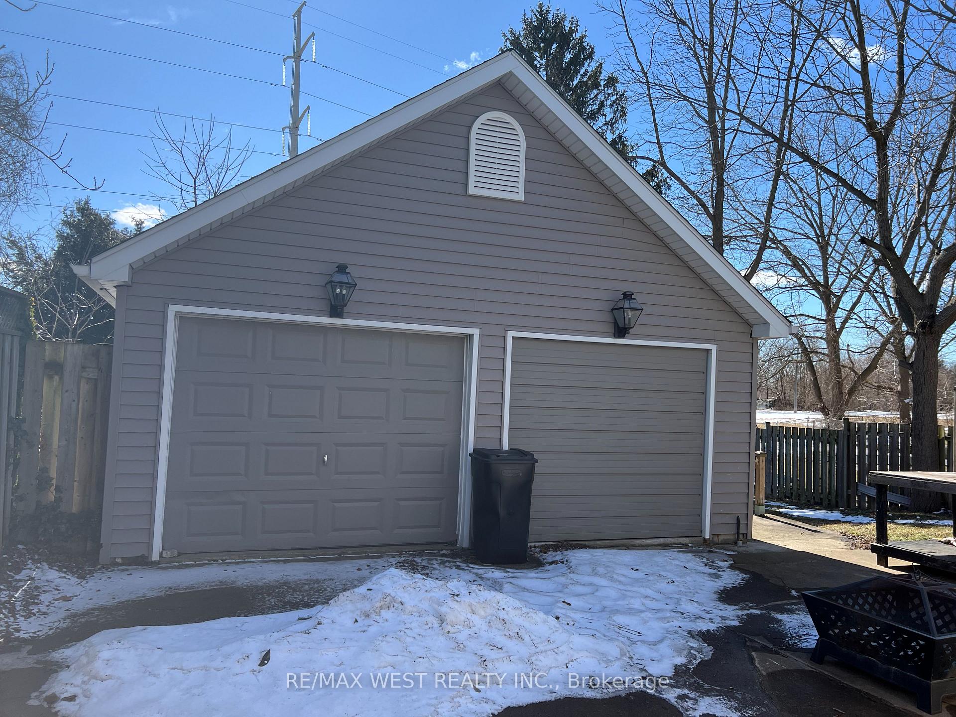 Photo 23 of 6310 Corwin Crescent, Niagara Falls, Dorchester — HOMEH
