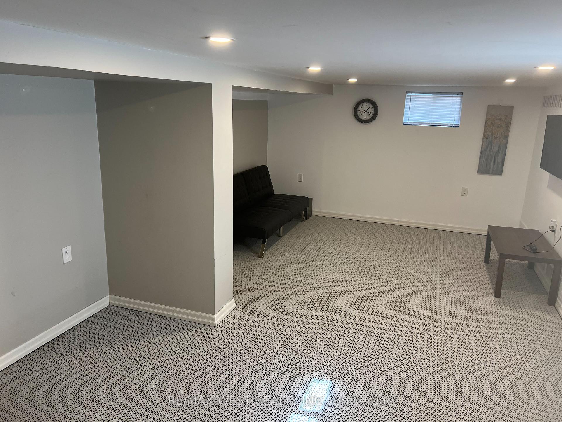 Photo 37 of 6310 Corwin Crescent, Niagara Falls, Dorchester — HOMEH