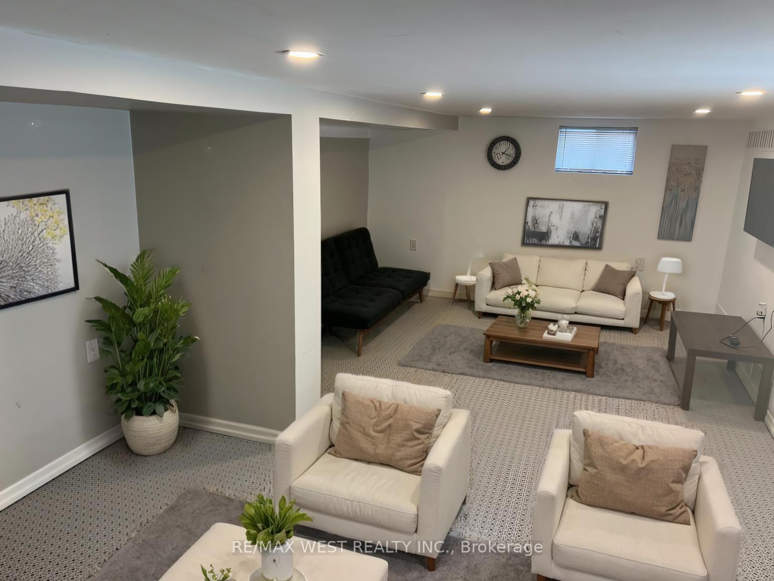 Photo 38 of 6310 Corwin Crescent, Niagara Falls, Dorchester — HOMEH