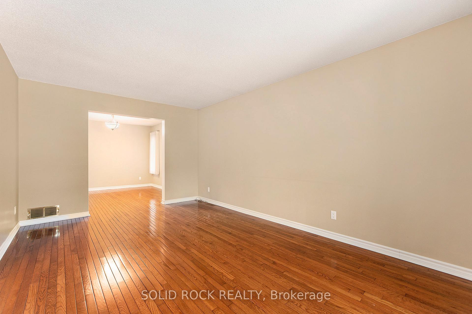 Photo 7 of 1713 Silver Bark Avenue, Ottawa, Orleans/Sunridge — HOMEH
