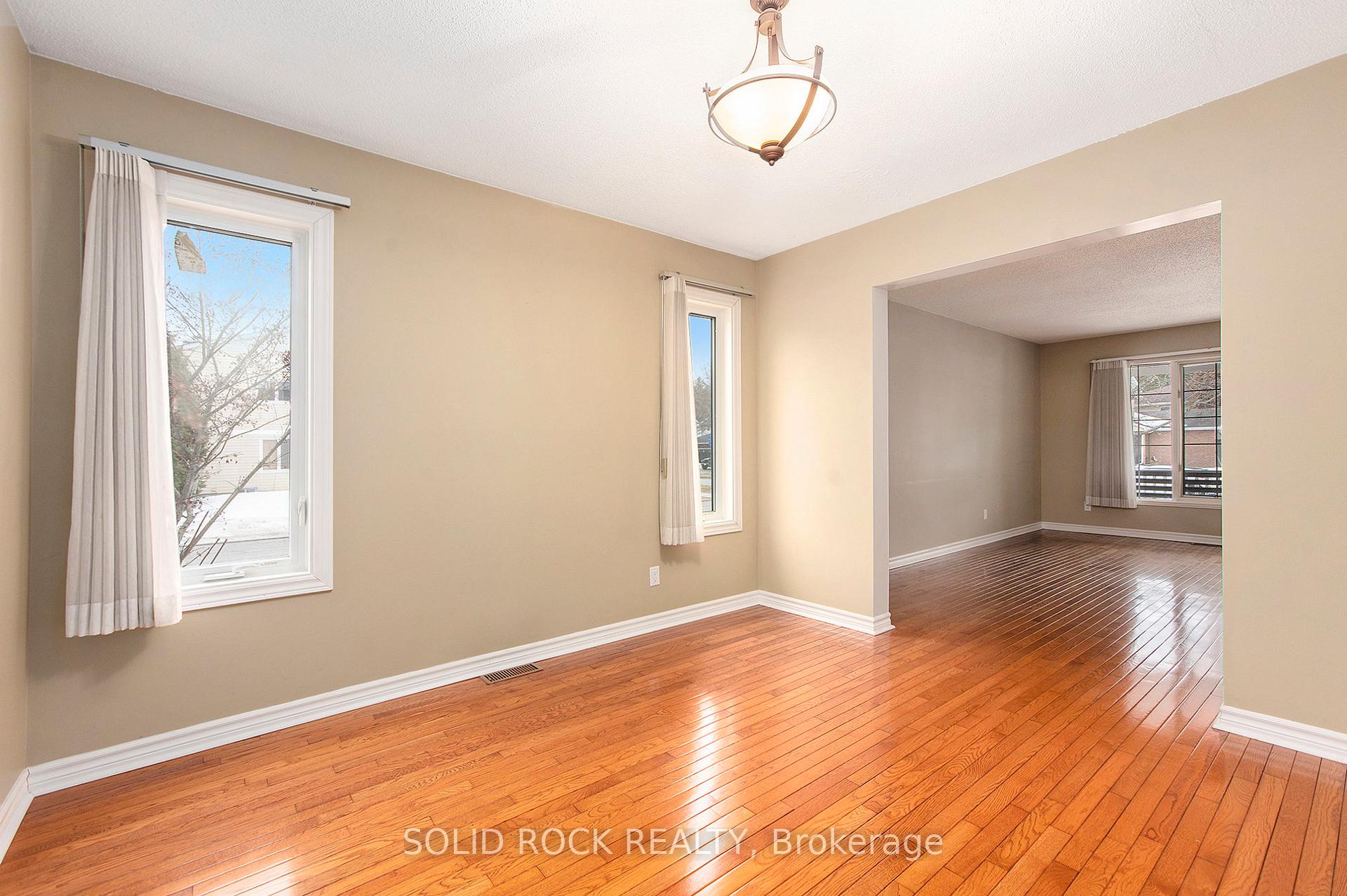 Photo 10 of 1713 Silver Bark Avenue, Ottawa, Orleans/Sunridge — HOMEH