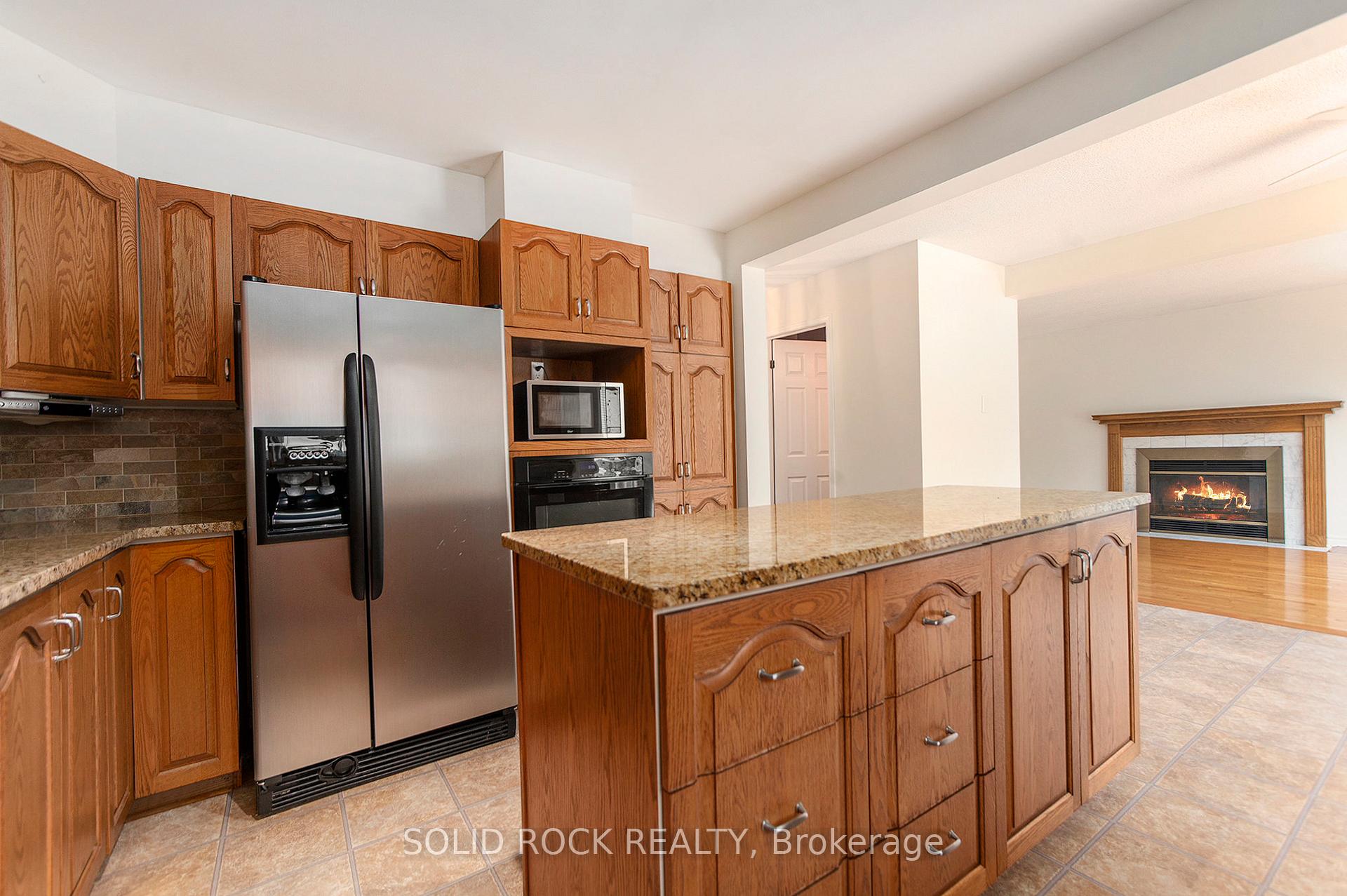 Photo 16 of 1713 Silver Bark Avenue, Ottawa, Orleans/Sunridge — HOMEH
