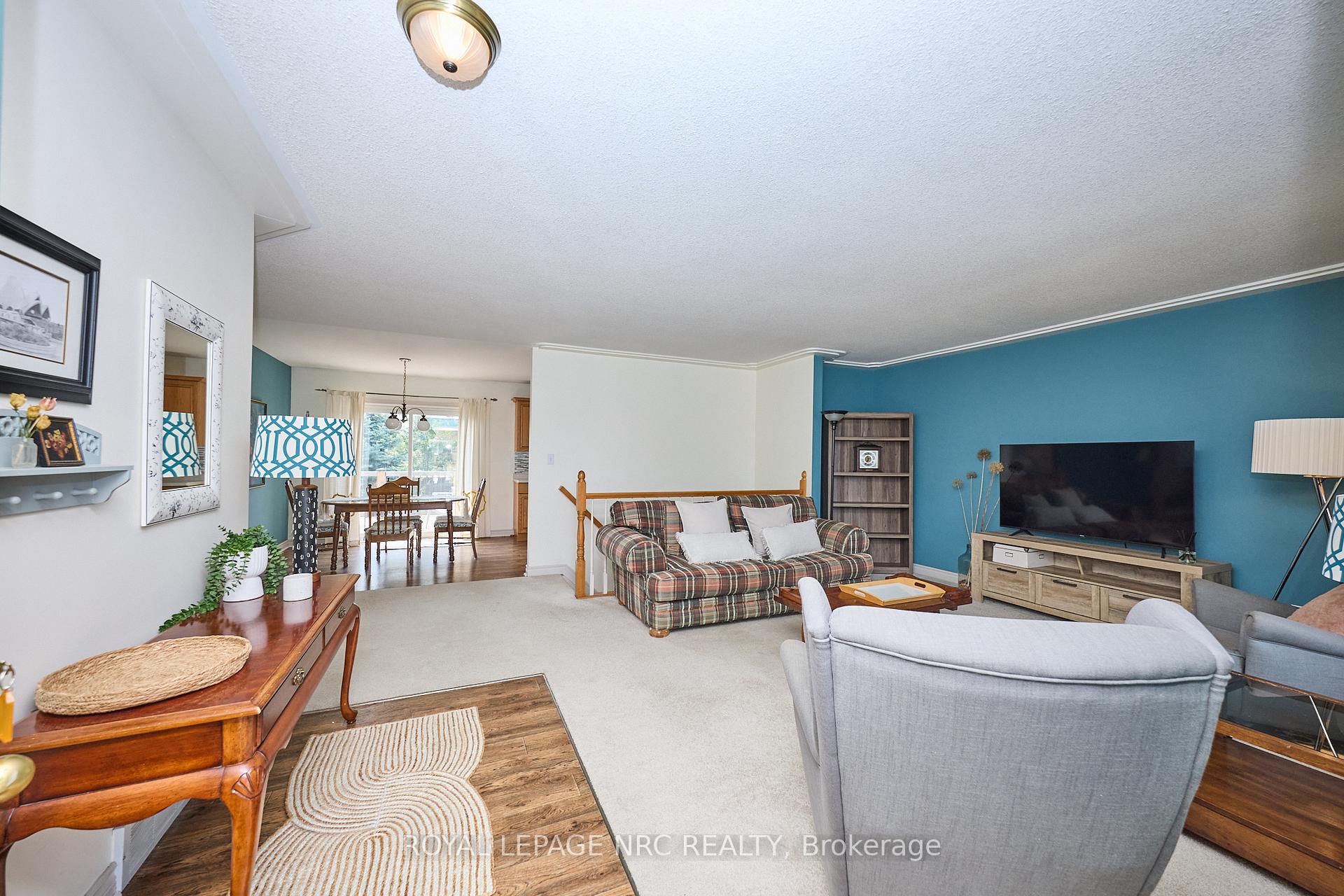 Photo 8 of 7140 Ann Street, Niagara Falls, Arad/Fallsview — HOMEH