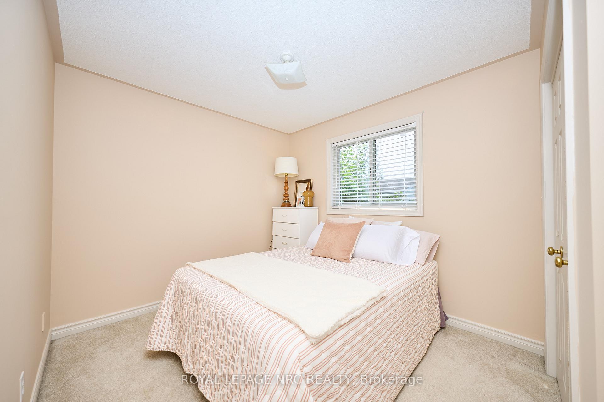 Photo 20 of 7140 Ann Street, Niagara Falls, Arad/Fallsview — HOMEH