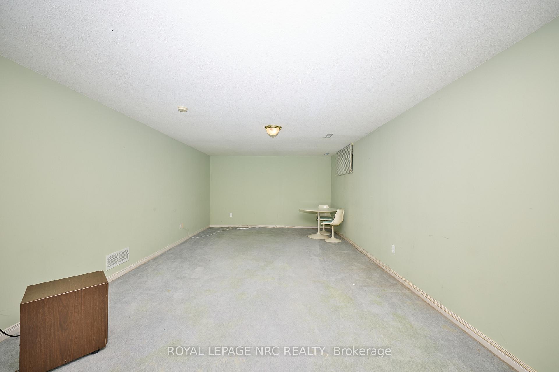 Photo 21 of 7140 Ann Street, Niagara Falls, Arad/Fallsview — HOMEH