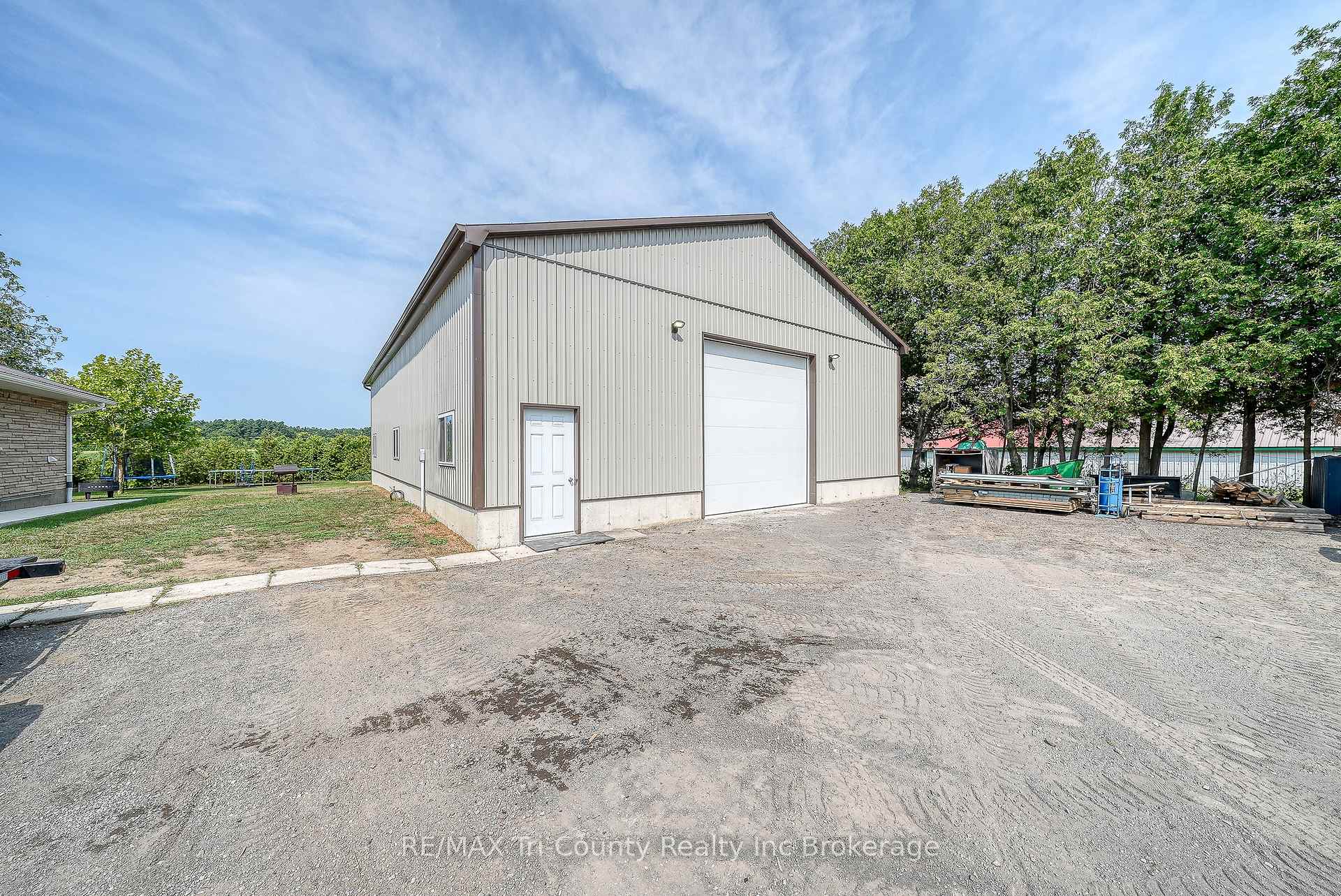 Photo 38 of 305 Norfolk County 28 Road, Norfolk, Rural Houghton — HOMEH