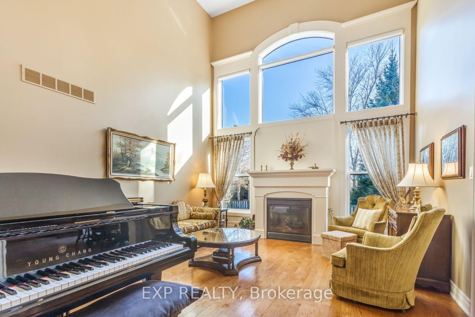 Photo 3 of 20 Martha Court, Pelham, Fenwick — HOMEH