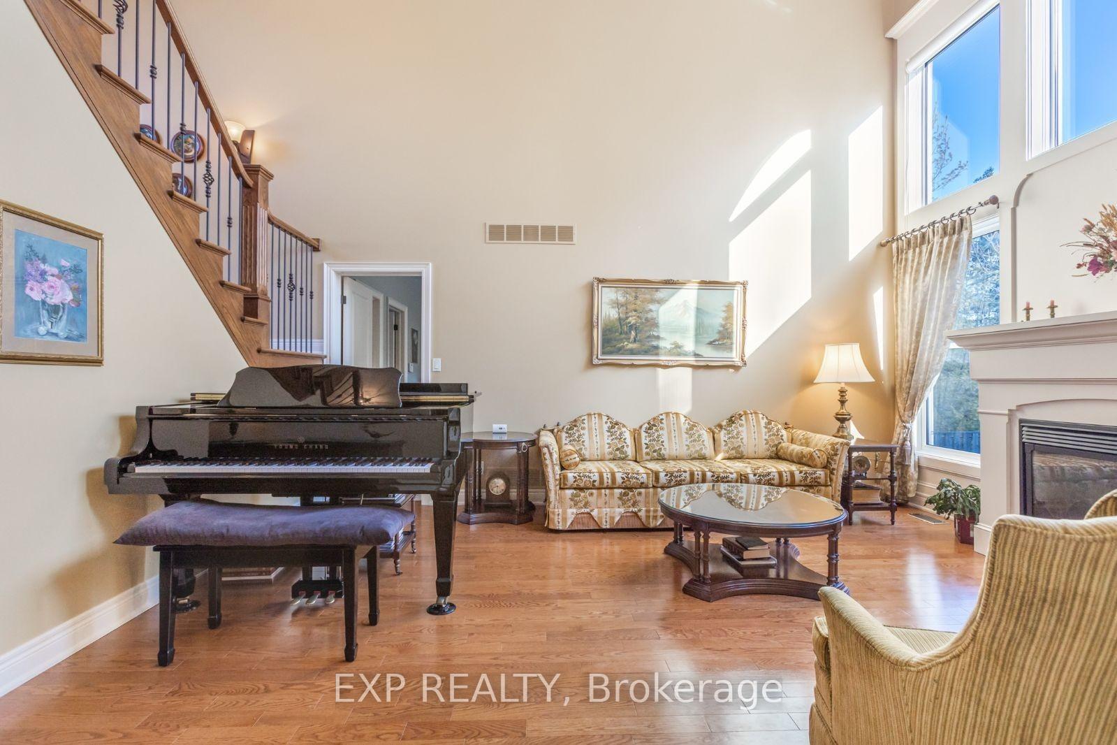 Photo 9 of 20 Martha Court, Pelham, Fenwick — HOMEH