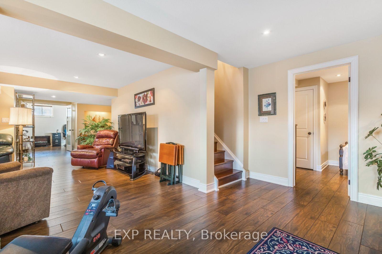 Photo 22 of 20 Martha Court, Pelham, Fenwick — HOMEH