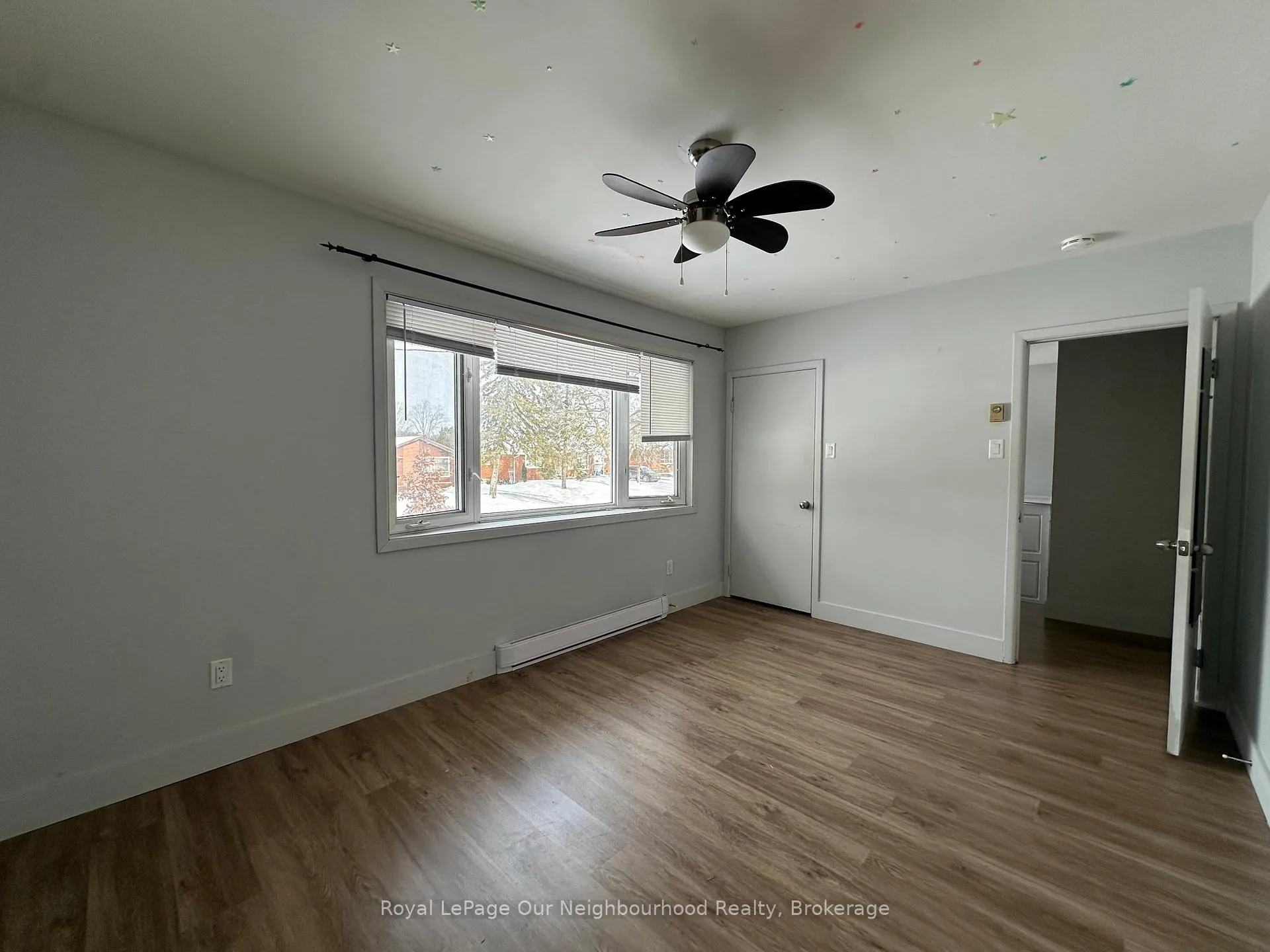 Photo 12 of 22 Springbrook Drive, Peterborough, Monaghan Ward 2 — HOMEH