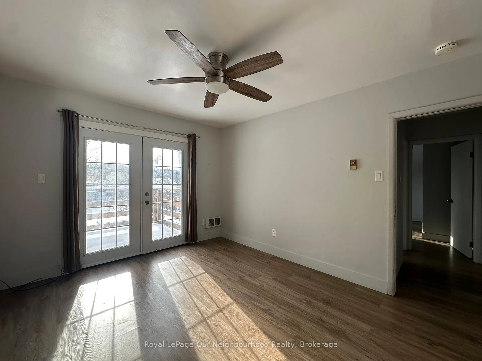 Photo 15 of 22 Springbrook Drive, Peterborough, Monaghan Ward 2 — HOMEH