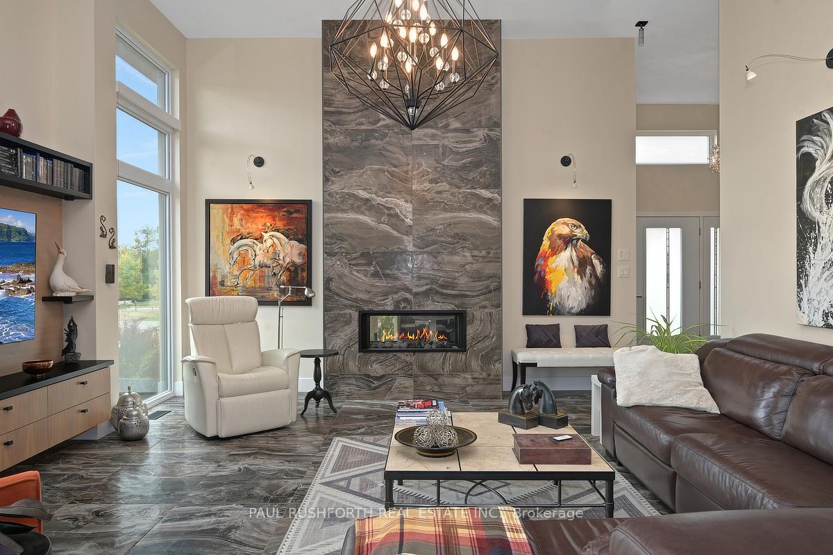 Photo 10 of 2189 Onyx Street, Ottawa, Vars Village — HOMEH