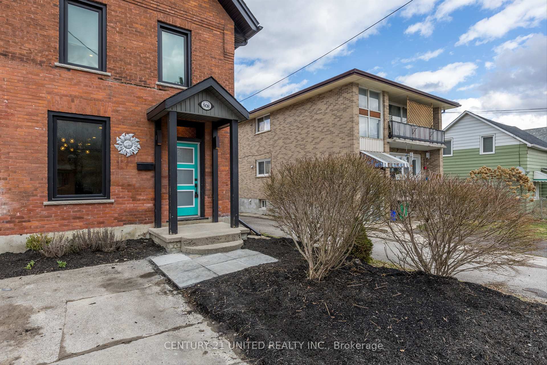 Photo 3 of 508 Sherbrooke Street, Peterborough, Town Ward 3 — HOMEH