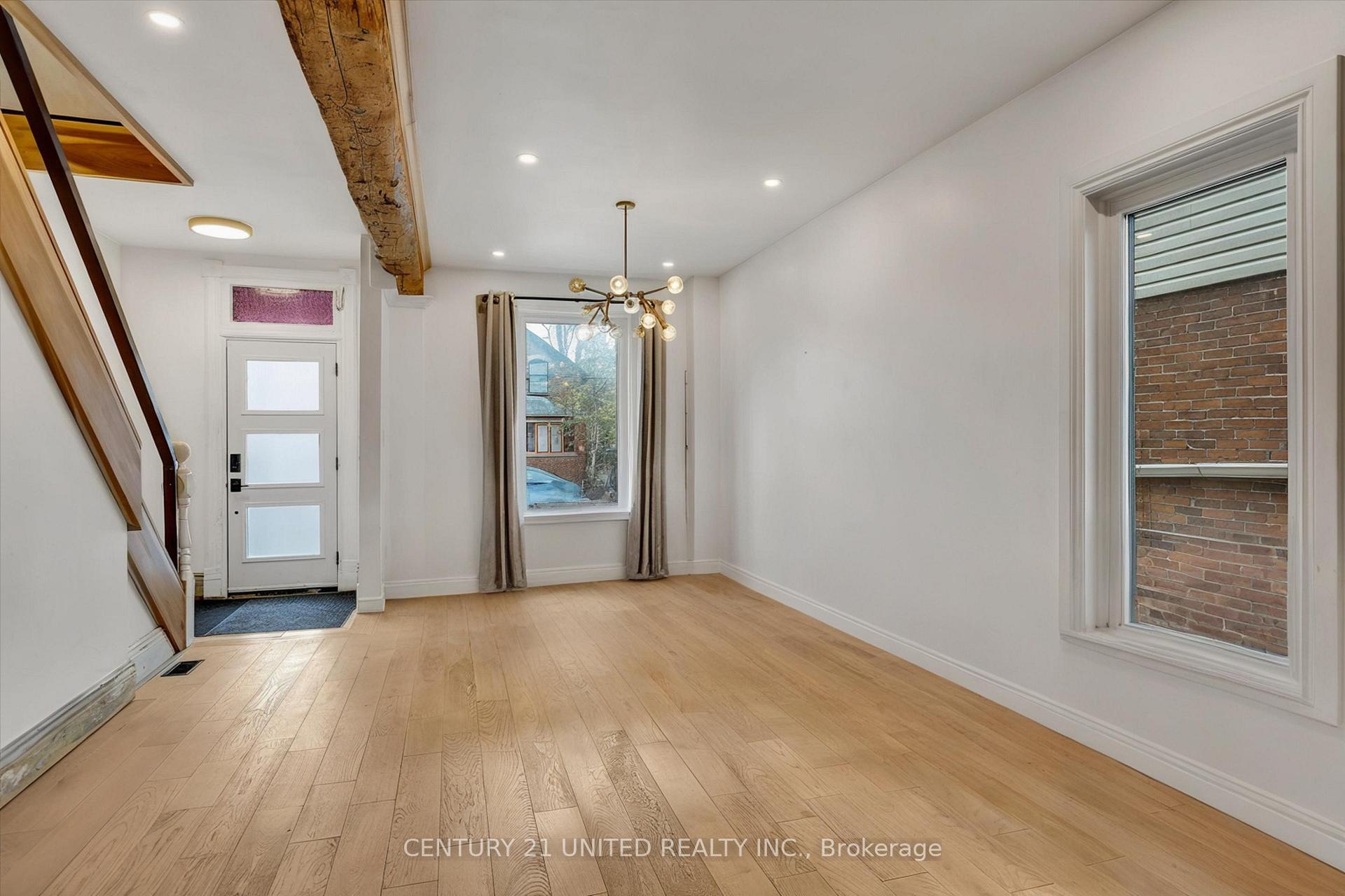 Photo 5 of 508 Sherbrooke Street, Peterborough, Town Ward 3 — HOMEH