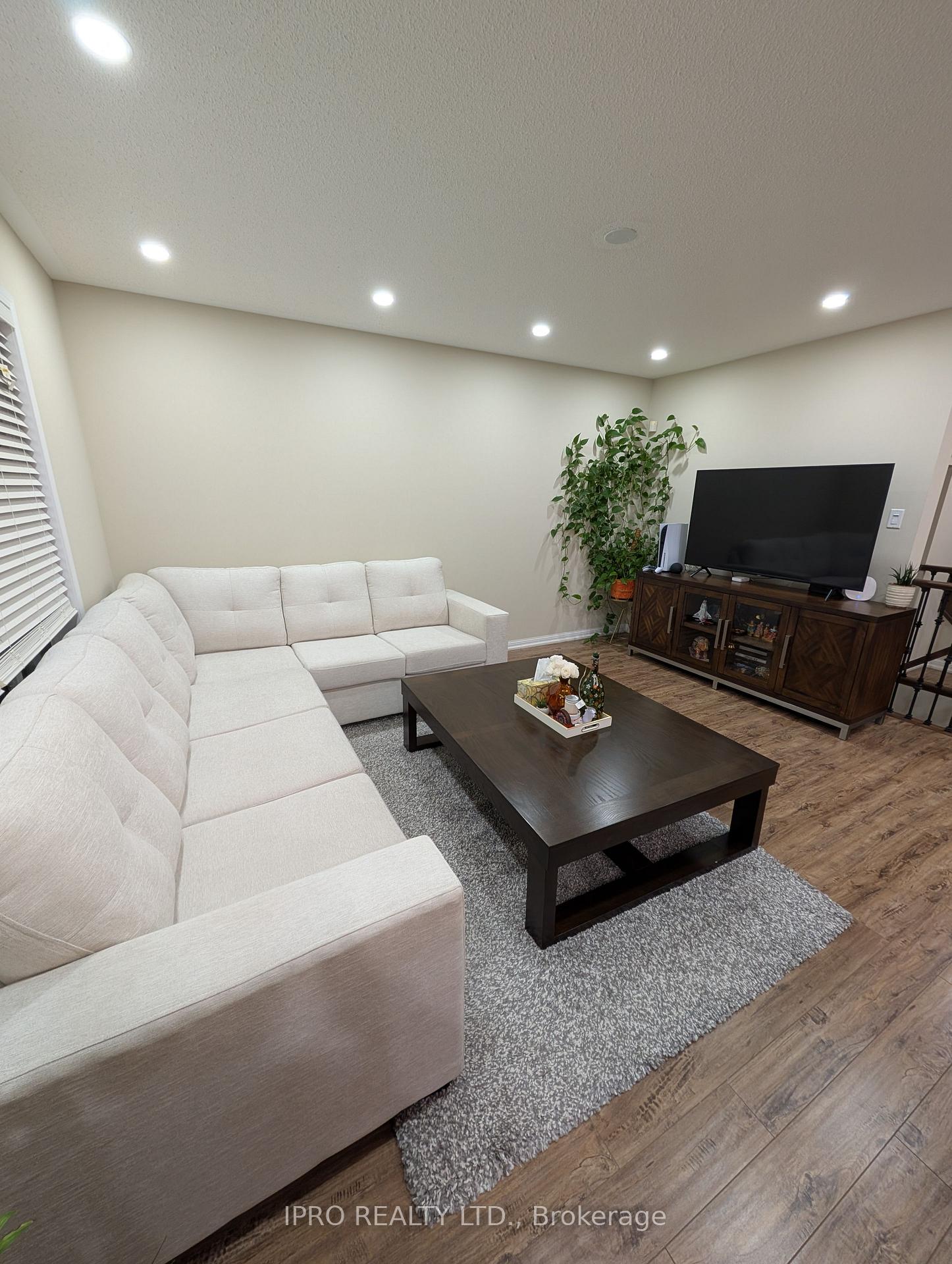 Photo 5 of 930 Hepburn Road, Milton, Coates — HOMEH