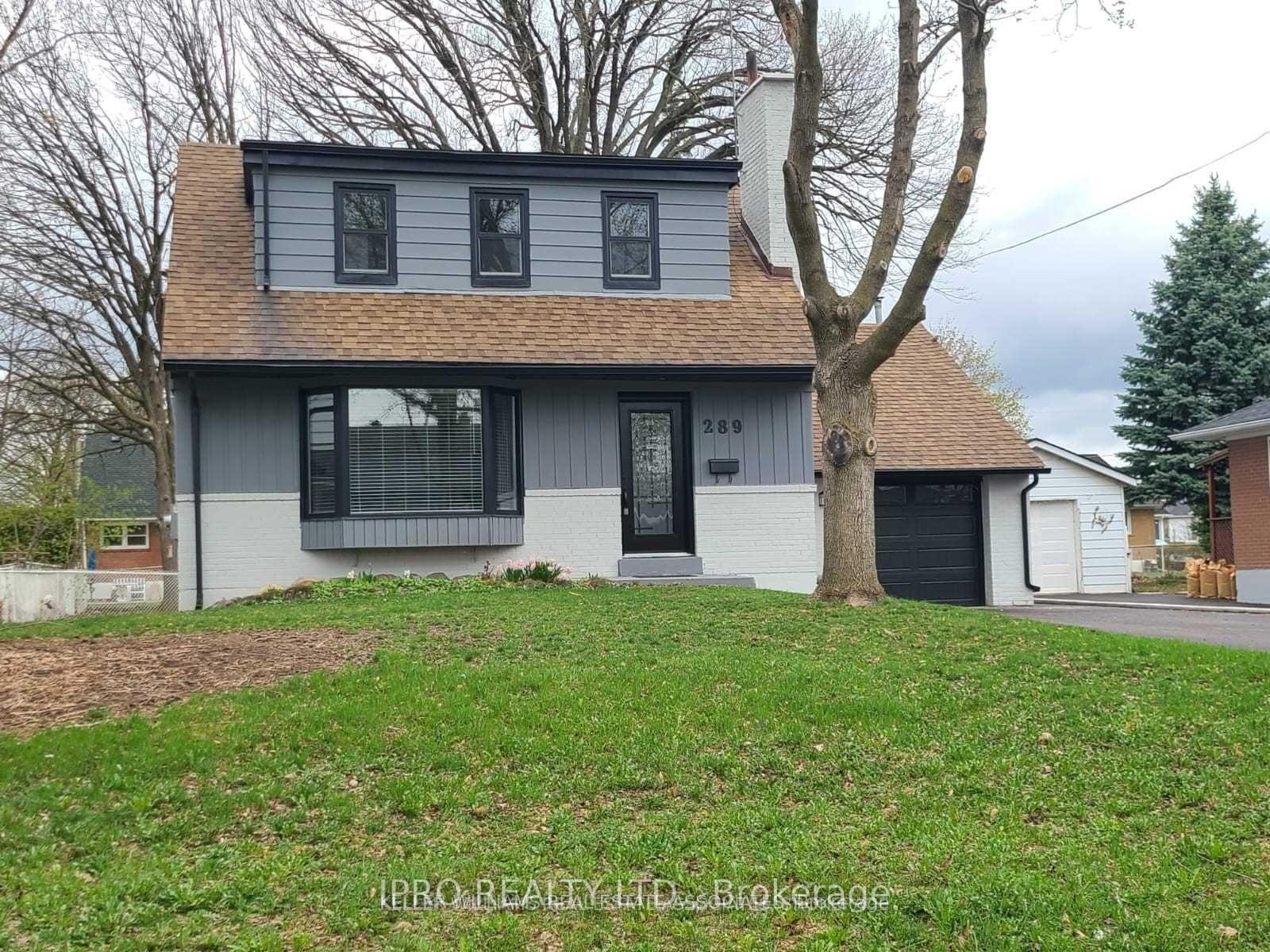 Front of 289 Elmwood Crescent