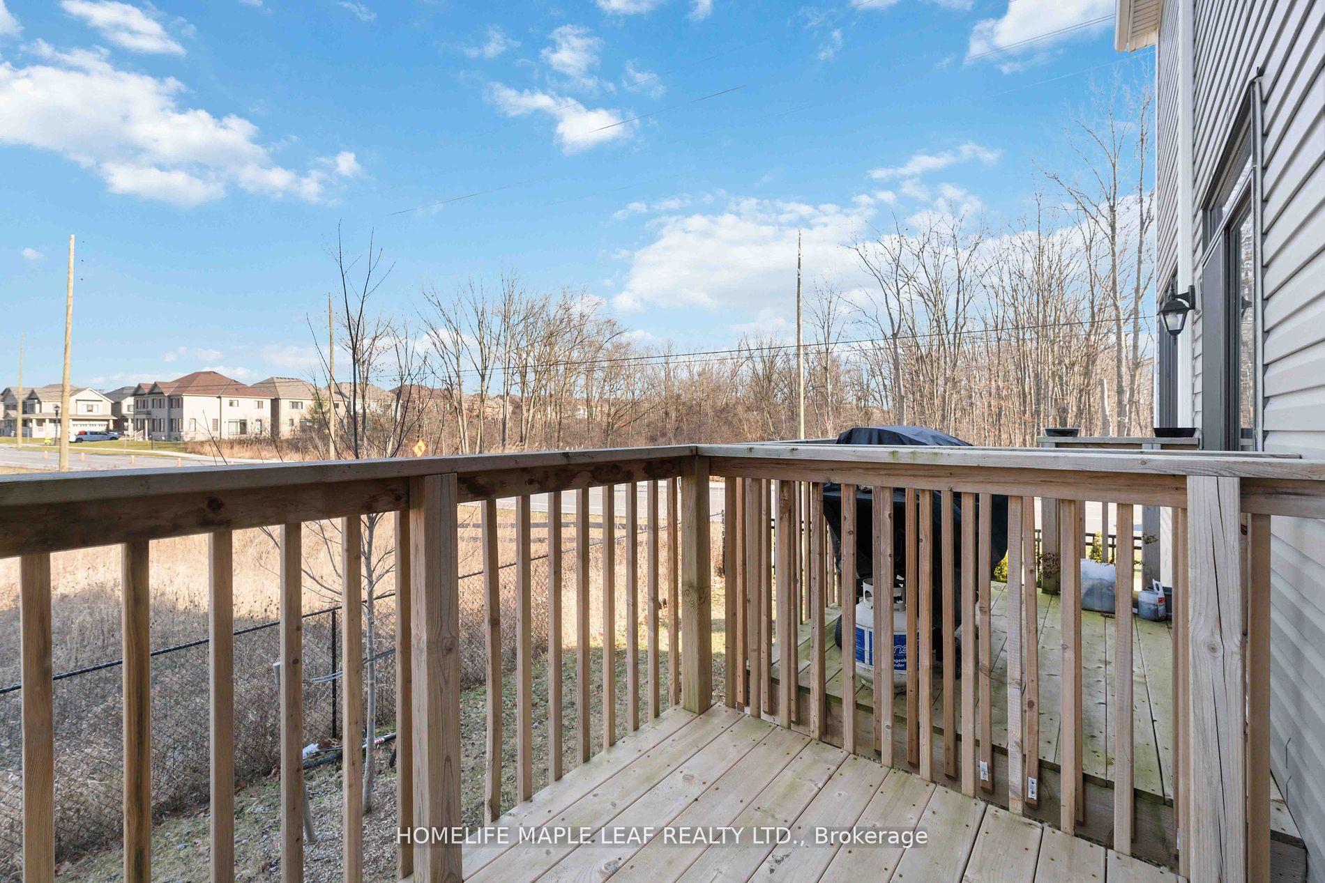 Photo 6 of Unit 18, 8273 Tulip Tree Drive, Niagara Falls, Brown — HOMEH
