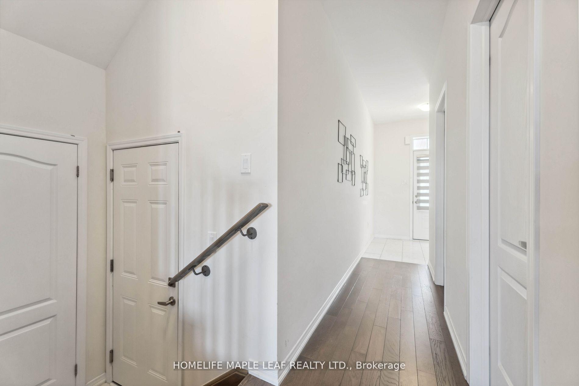 Photo 18 of Unit 18, 8273 Tulip Tree Drive, Niagara Falls, Brown — HOMEH