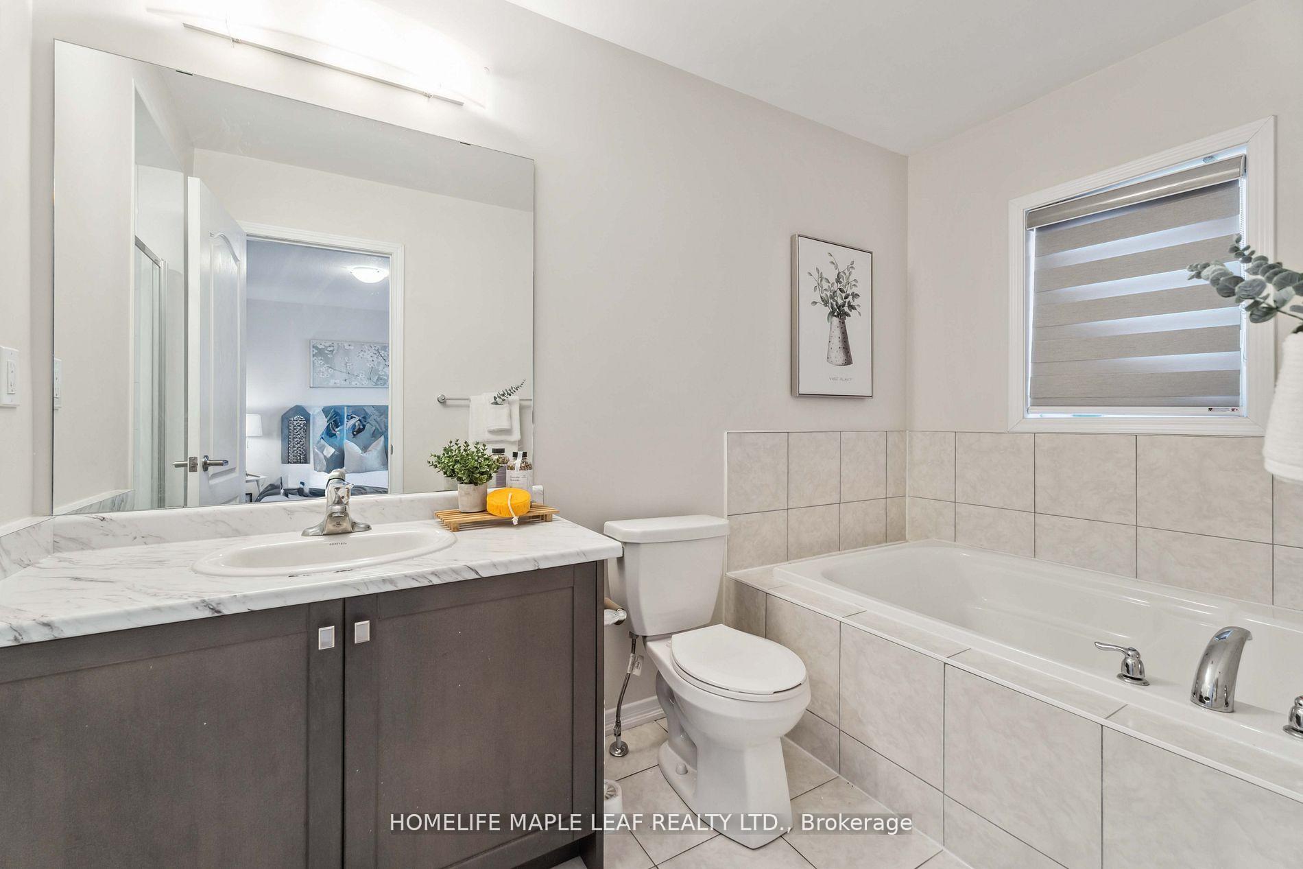 Photo 20 of Unit 18, 8273 Tulip Tree Drive, Niagara Falls, Brown — HOMEH
