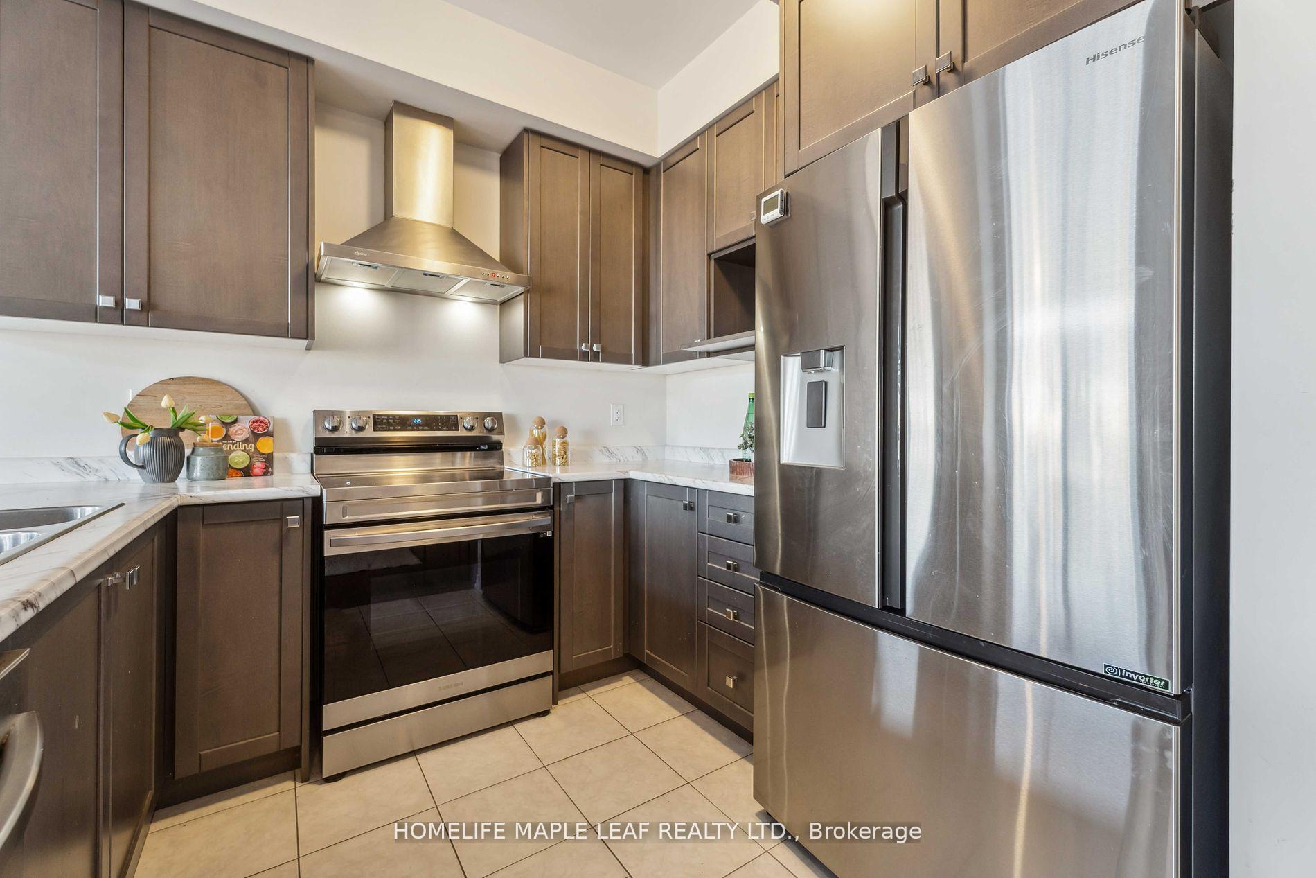 Photo 28 of Unit 18, 8273 Tulip Tree Drive, Niagara Falls, Brown — HOMEH