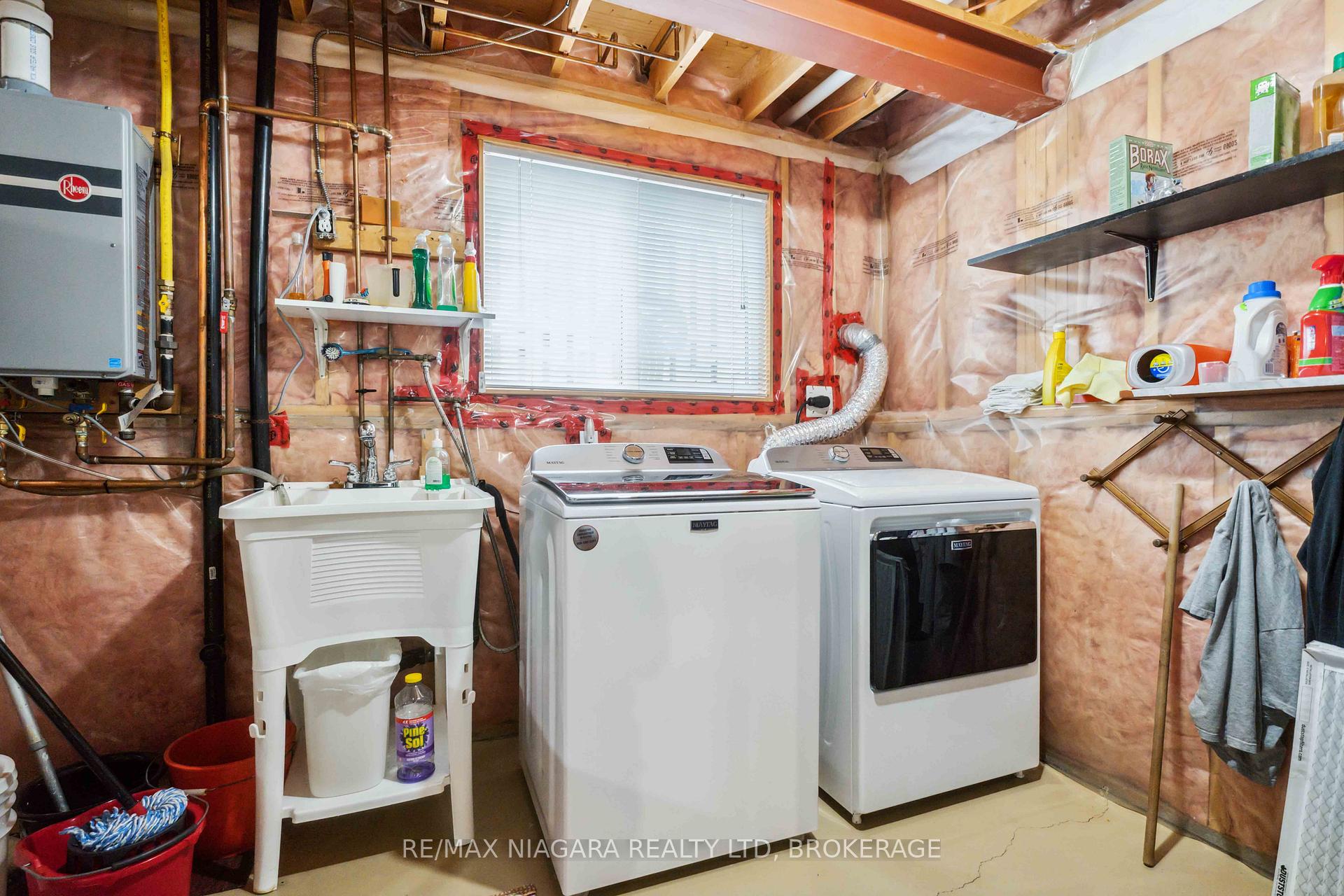 Photo 16 of 8123 Beaver Glen Drive, Niagara Falls, Ascot — HOMEH