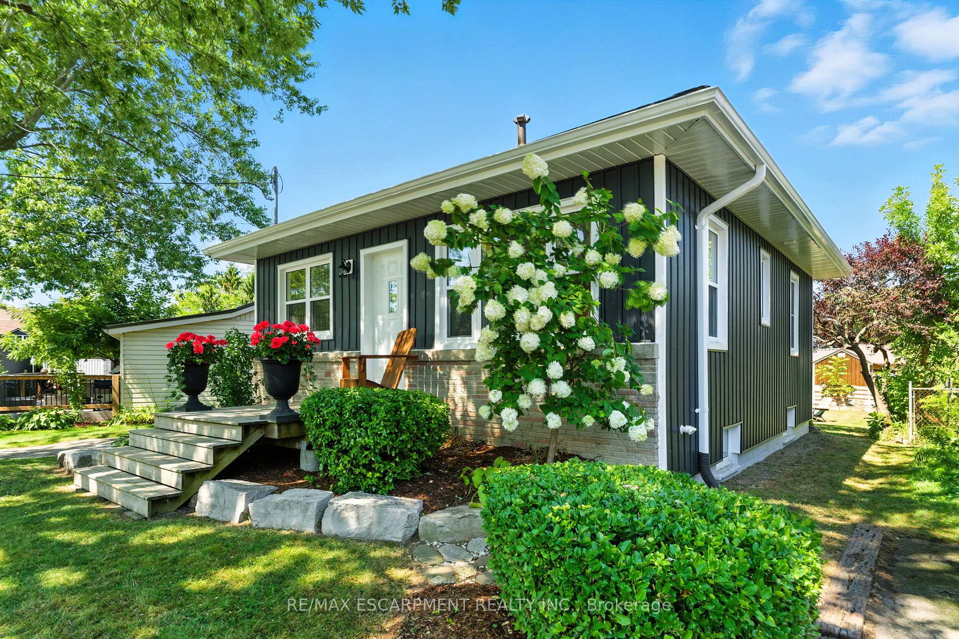 Photo 3 of 60 Hamilton Plank Road, Norfolk, Port Dover — HOMEH
