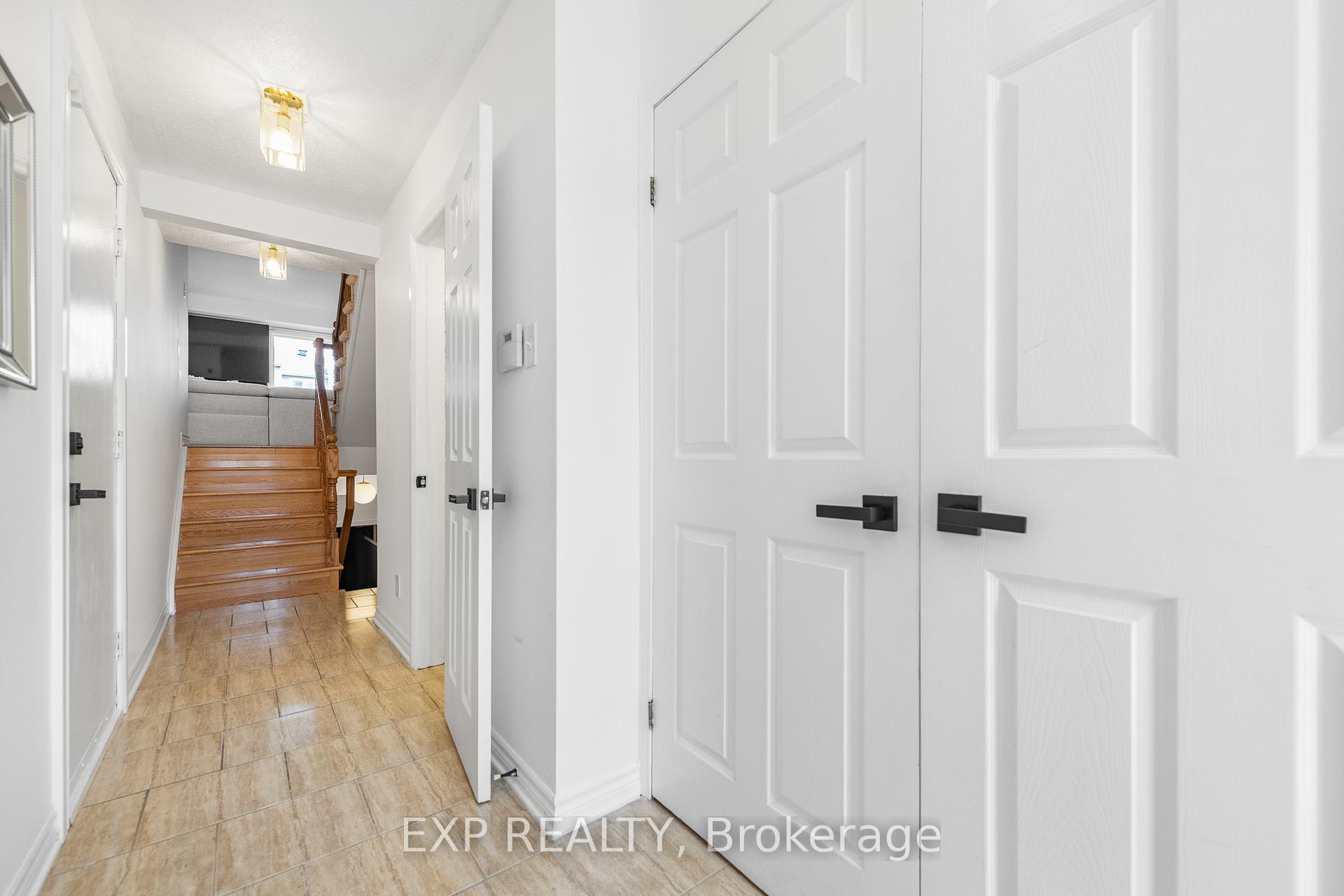 Photo 5 of 629 Brome Crescent, Ottawa, Fallingbrook/Ridgemount — HOMEH