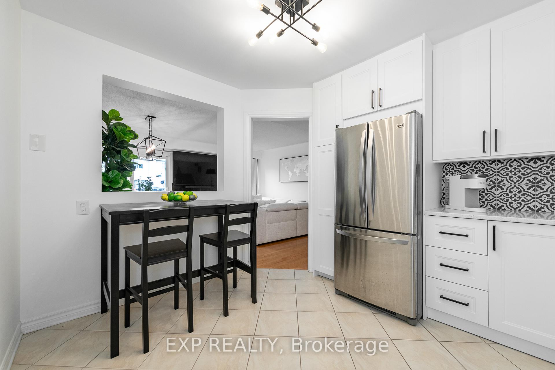 Photo 9 of 629 Brome Crescent, Ottawa, Fallingbrook/Ridgemount — HOMEH