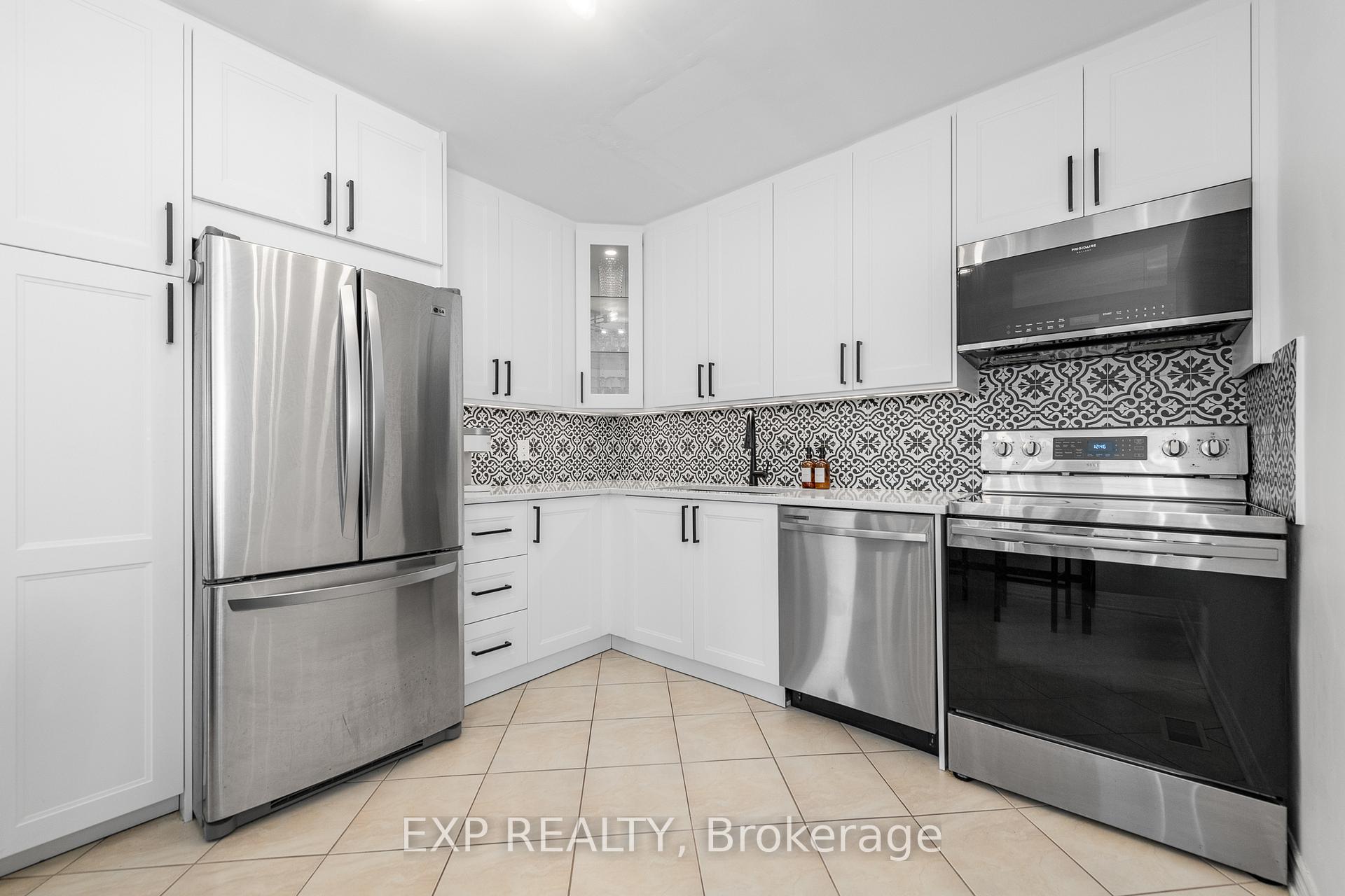 Photo 11 of 629 Brome Crescent, Ottawa, Fallingbrook/Ridgemount — HOMEH
