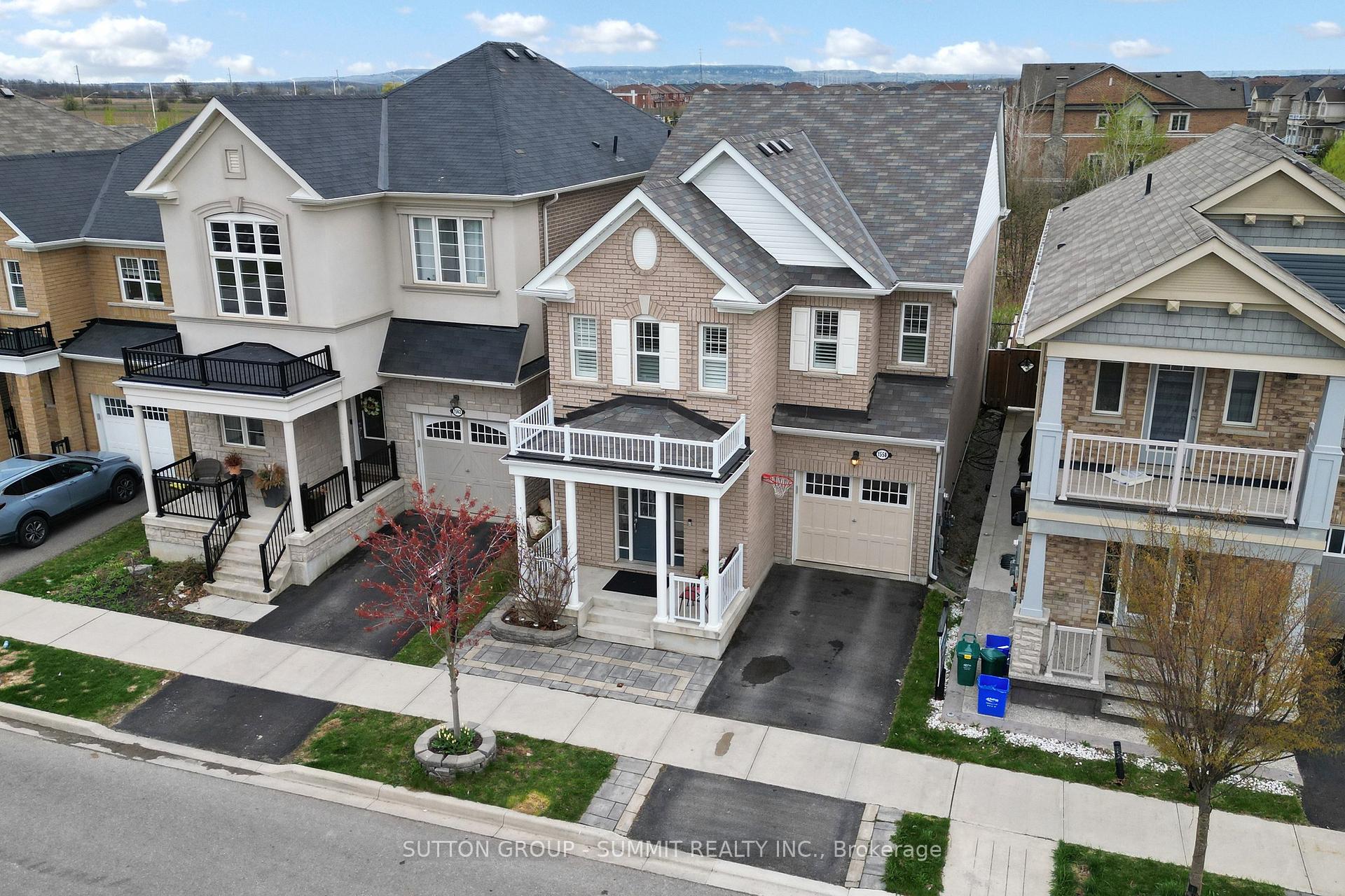 Photo 5 of 1558 Clitherow Street W, Milton, Ford — HOMEH