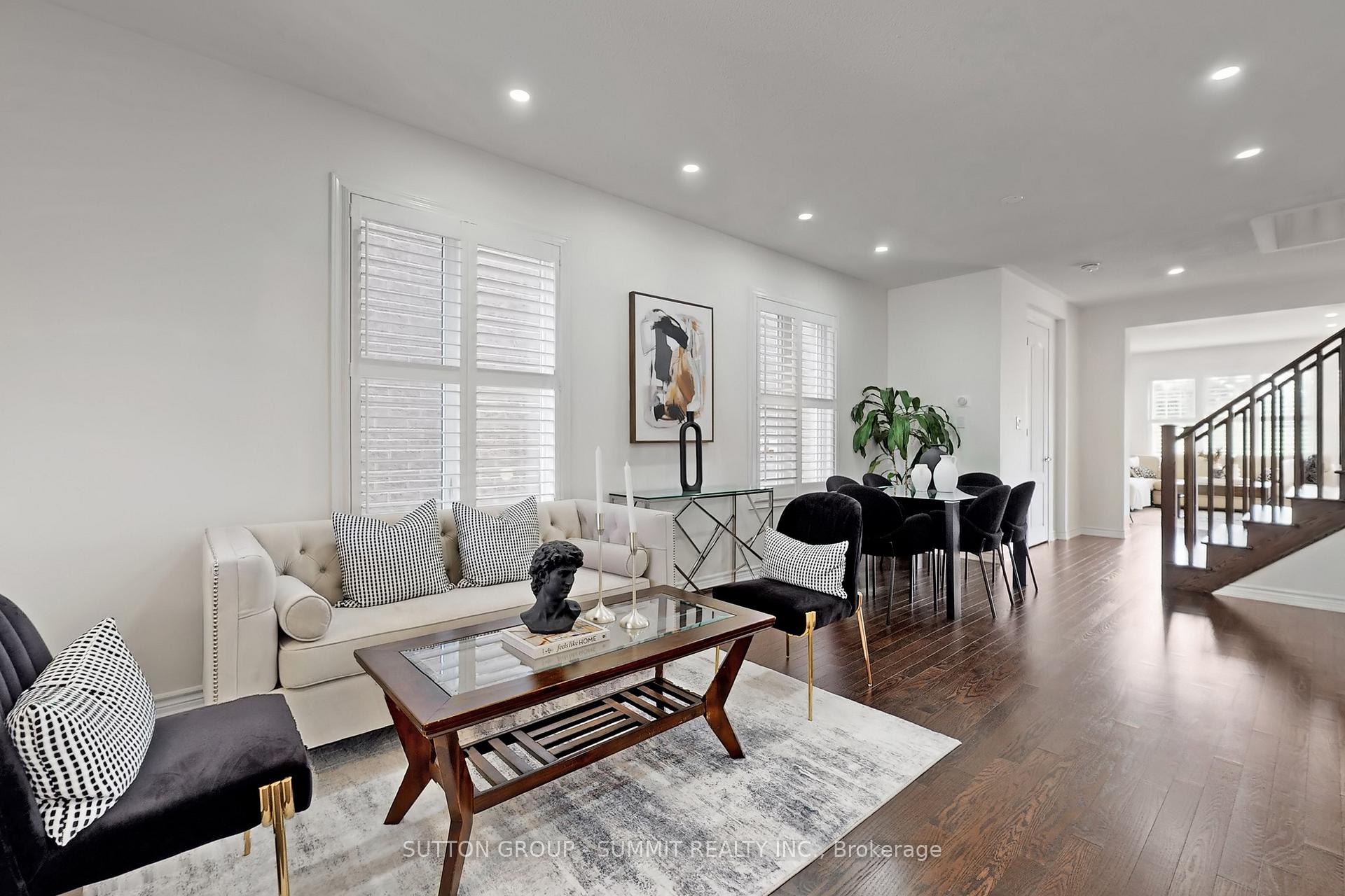 Photo 9 of 1558 Clitherow Street W, Milton, Ford — HOMEH