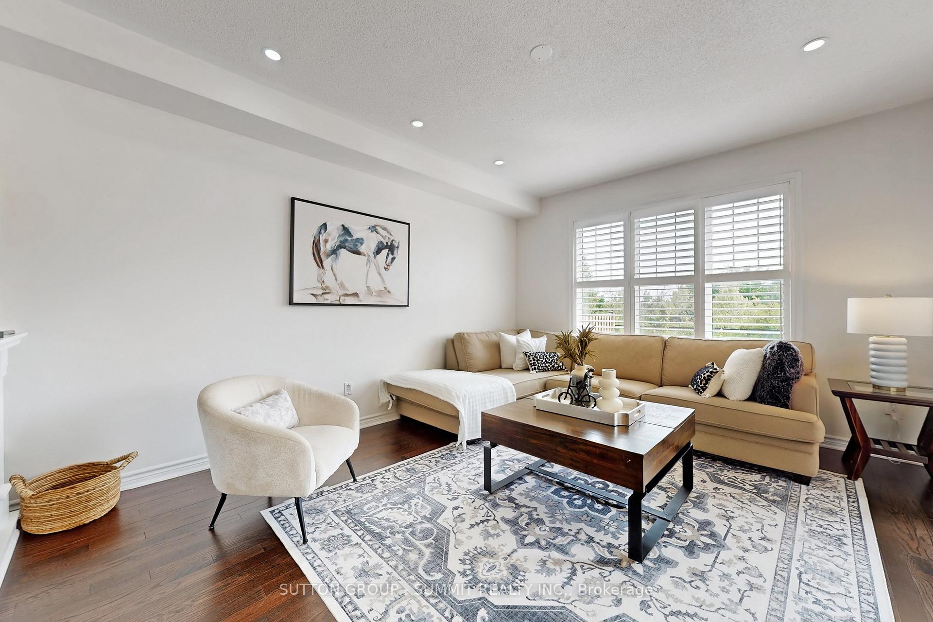 Photo 8 of 1558 Clitherow Street W, Milton, Ford — HOMEH