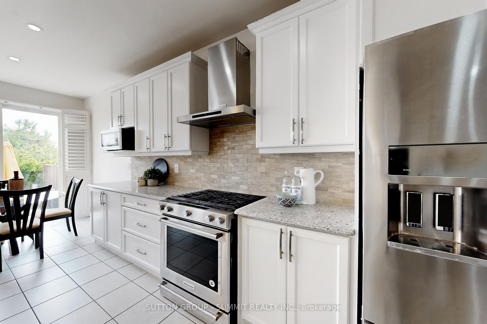 Photo 16 of 1558 Clitherow Street W, Milton, Ford — HOMEH