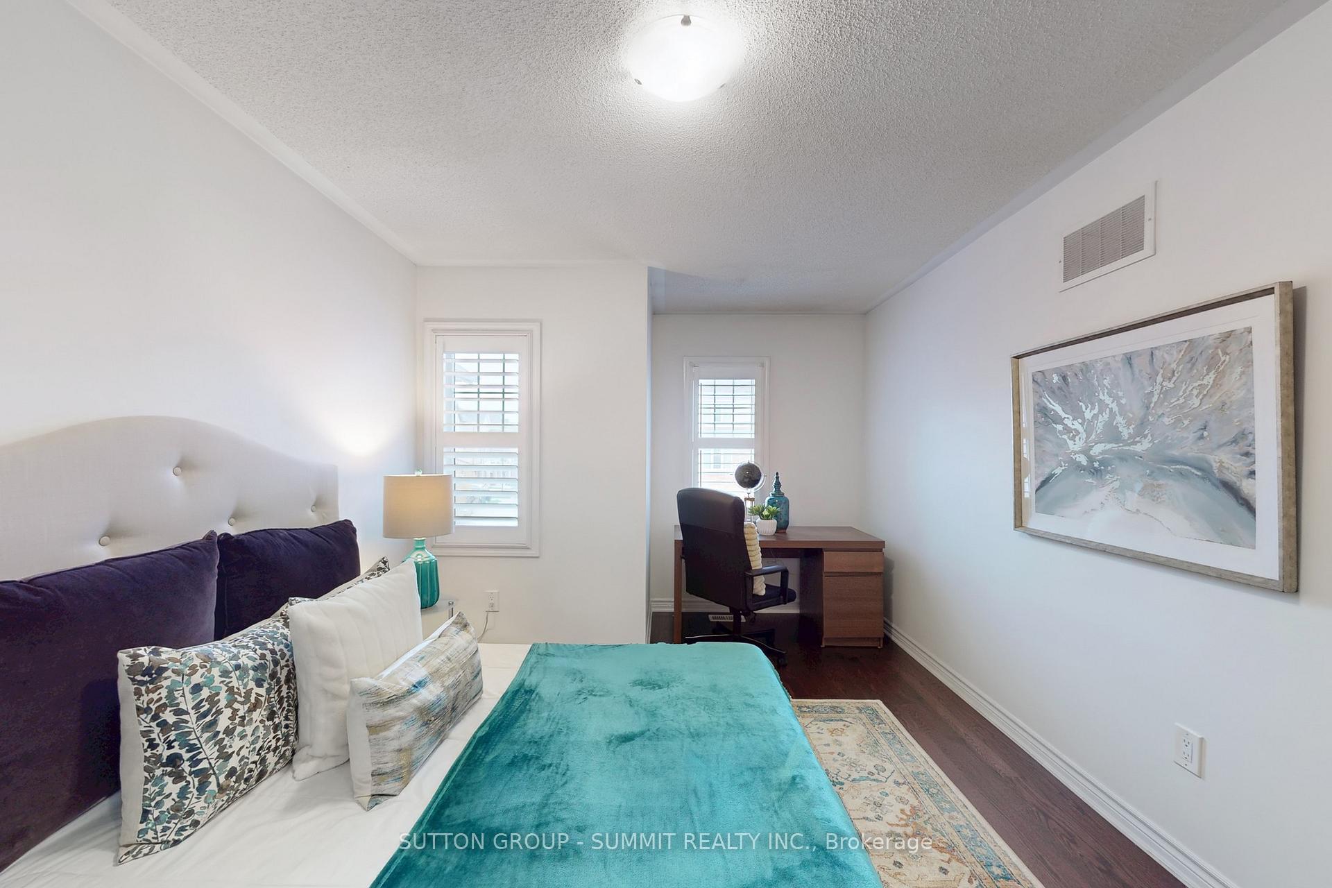 Photo 33 of 1558 Clitherow Street W, Milton, Ford — HOMEH