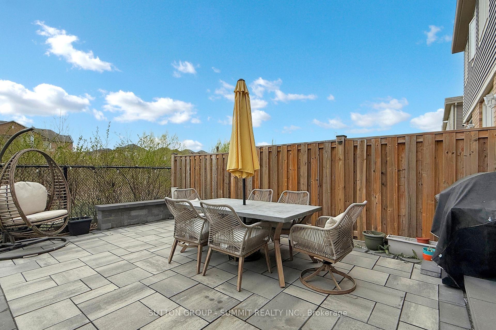 Photo 39 of 1558 Clitherow Street W, Milton, Ford — HOMEH
