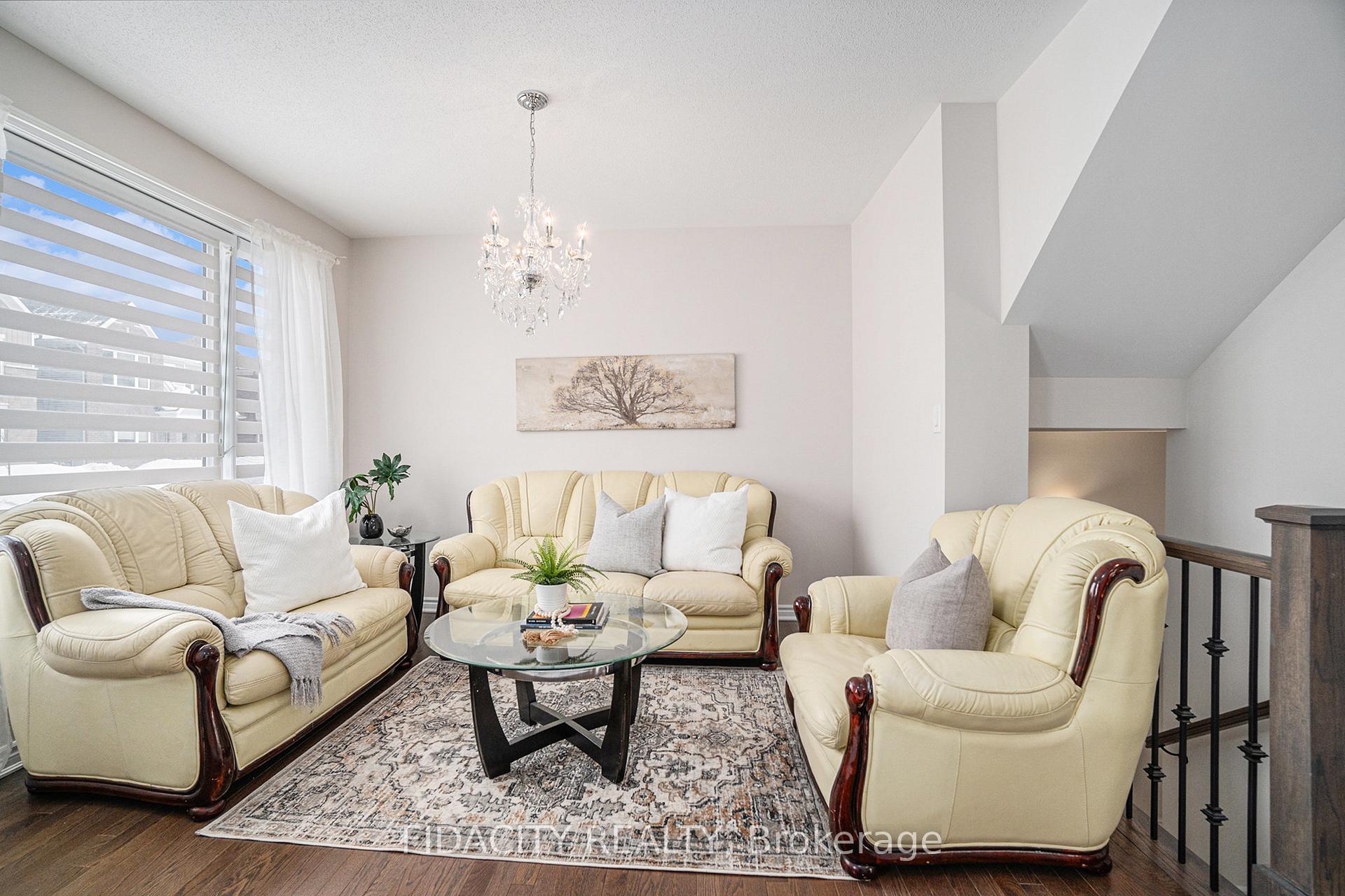 Photo 4 of 916 Lesage Way, Ottawa, Chapel Hill South - Orleans Village — HOMEH