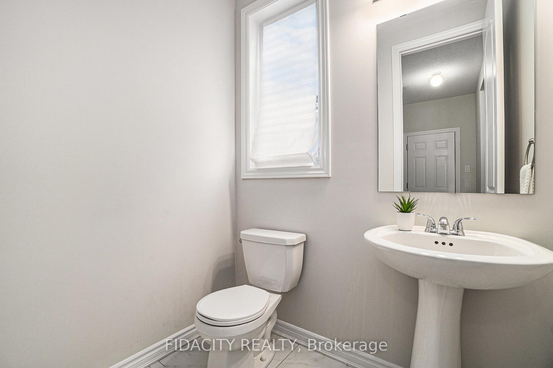 Photo 12 of 916 Lesage Way, Ottawa, Chapel Hill South - Orleans Village — HOMEH