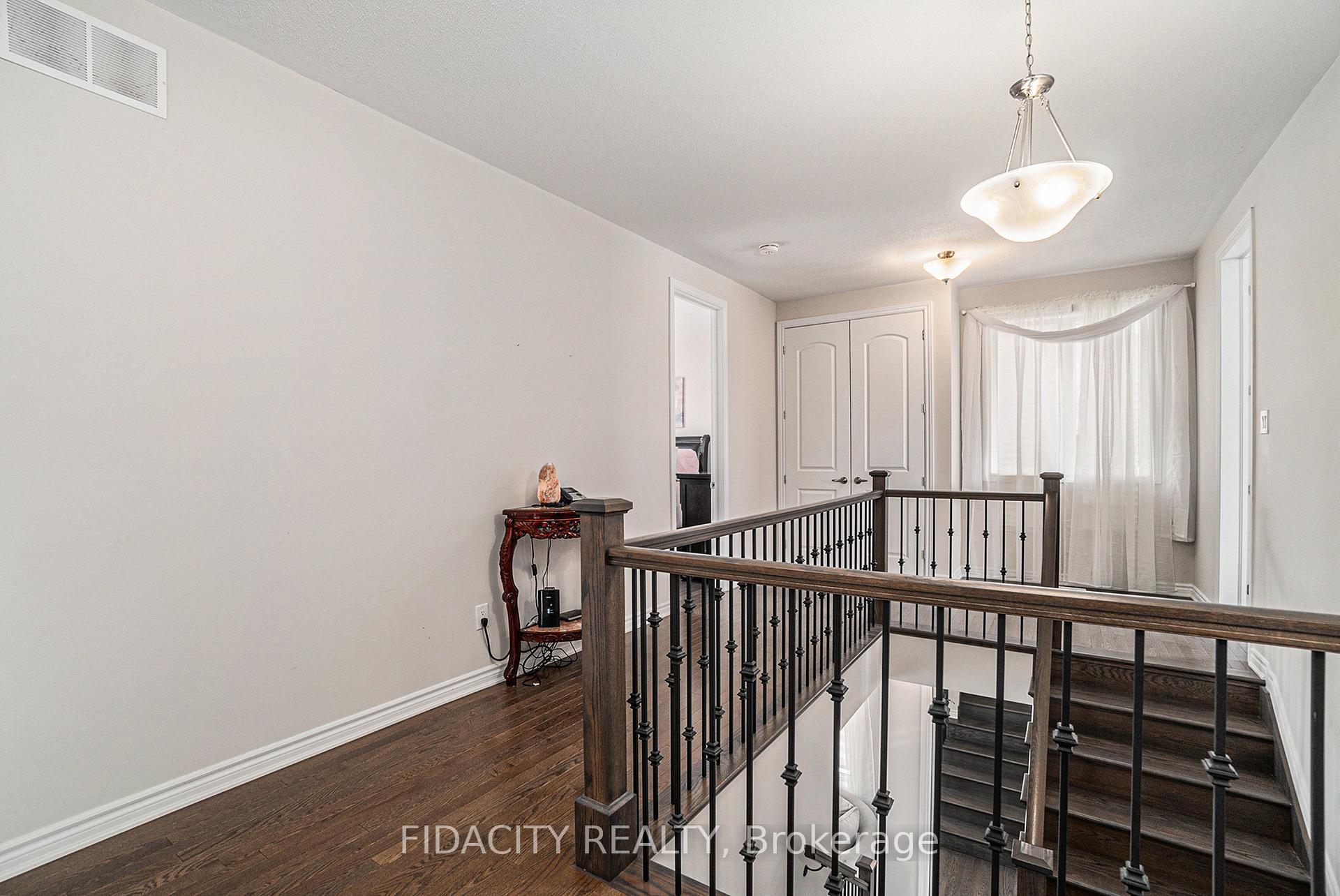 Photo 13 of 916 Lesage Way, Ottawa, Chapel Hill South - Orleans Village — HOMEH