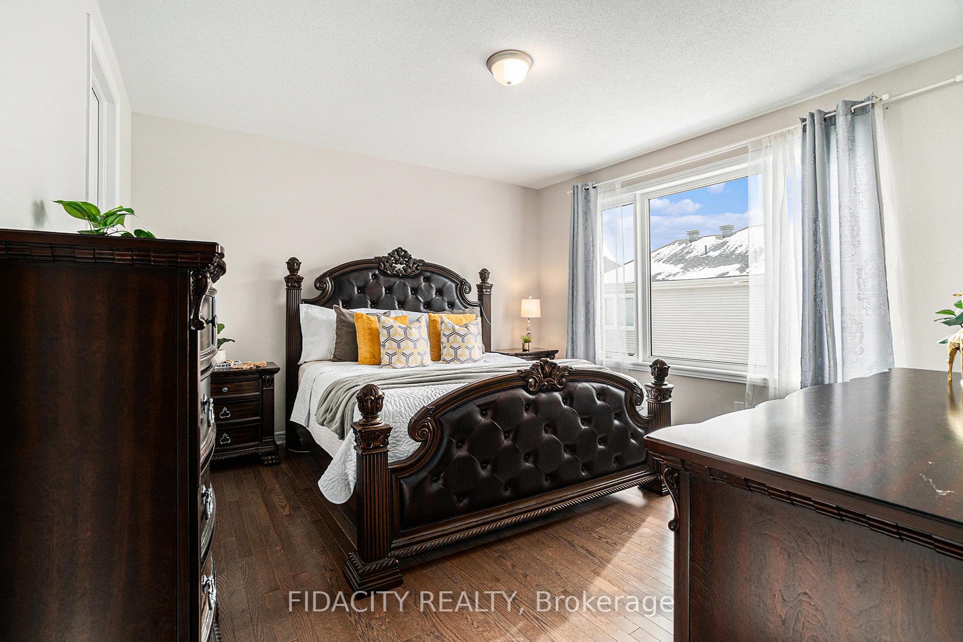 Photo 14 of 916 Lesage Way, Ottawa, Chapel Hill South - Orleans Village — HOMEH