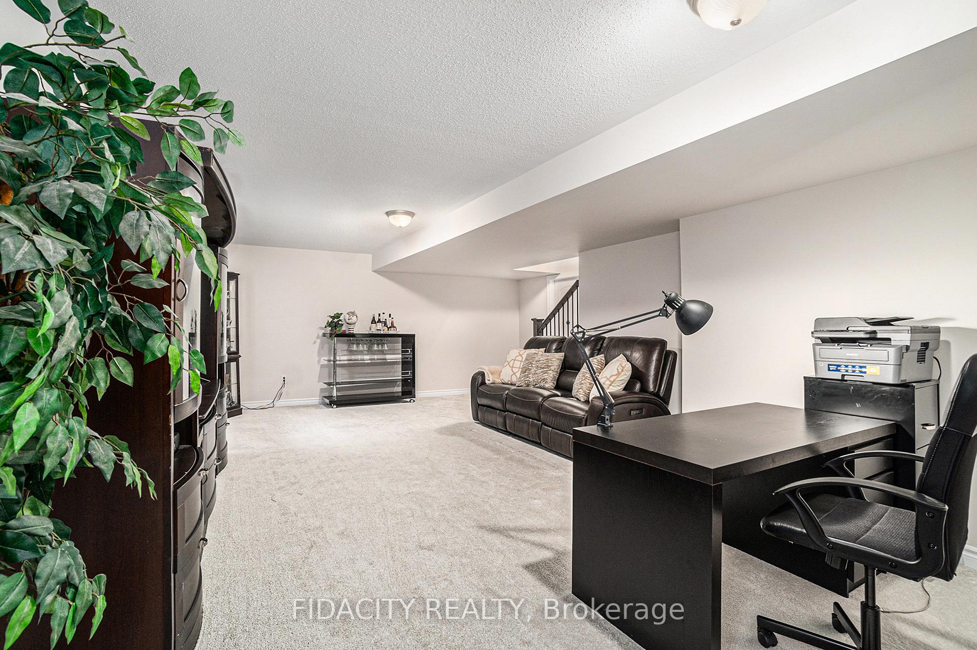 Photo 23 of 916 Lesage Way, Ottawa, Chapel Hill South - Orleans Village — HOMEH